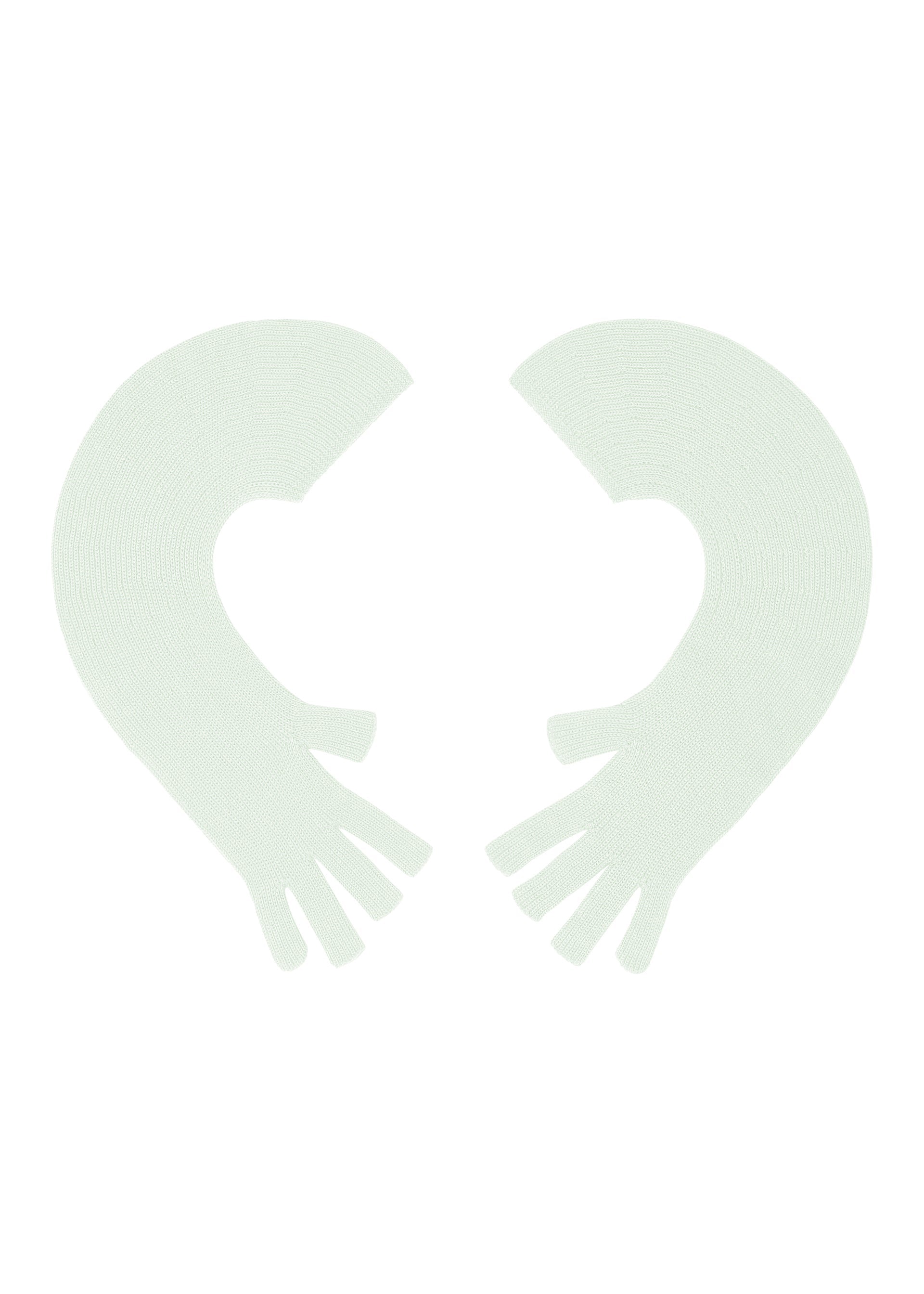 Zoomed view CASHMERE WINTER GEAR - WHITE GREEN （no.68）