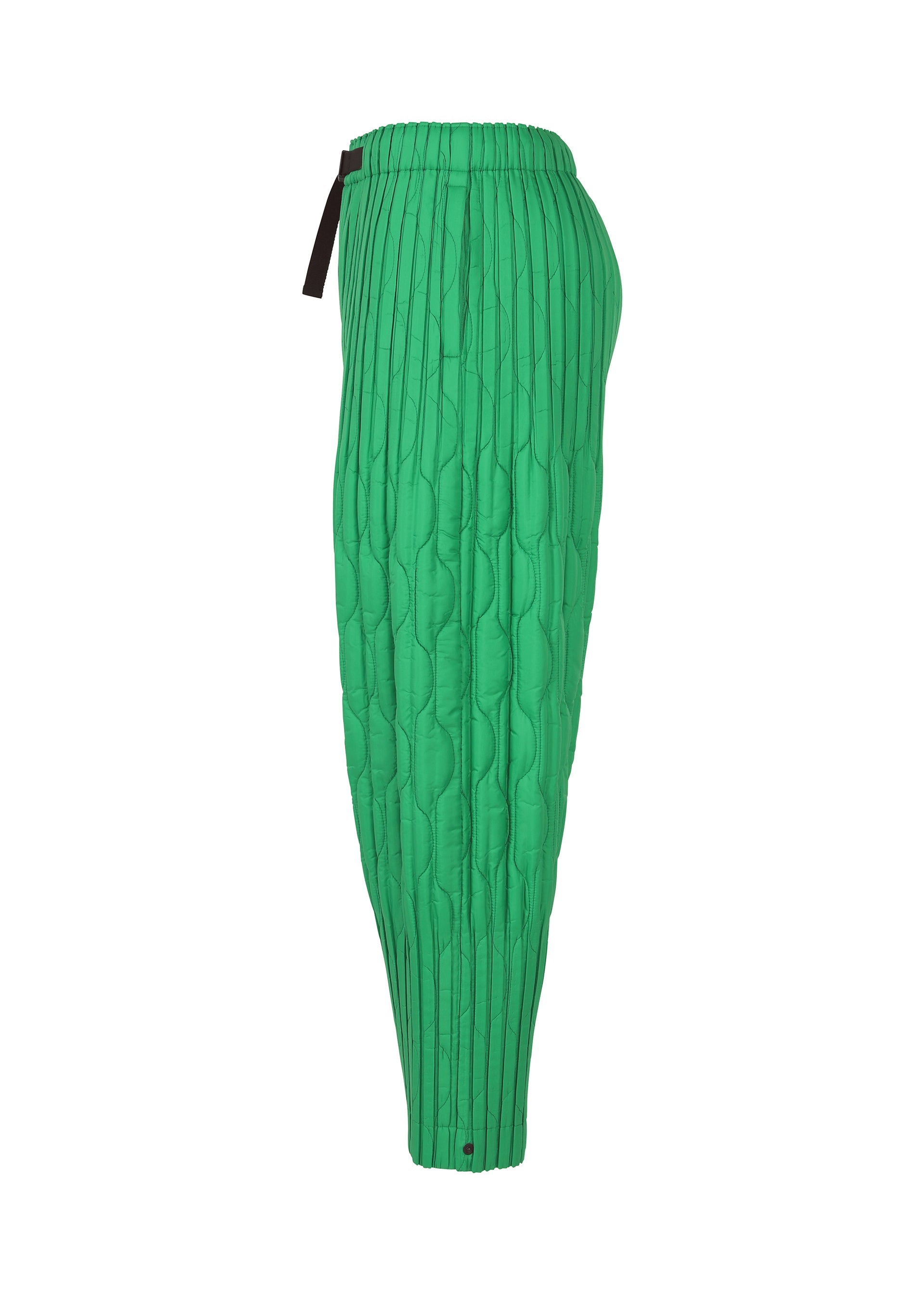 Zoomed view The PADDED PLEATS pants by HOMME PLISSÉ ISSEY MIYAKE feature green quilted fabric, vertical stitching, subtle box pleats, and a black belt at the waist, shown in side view against a white background.