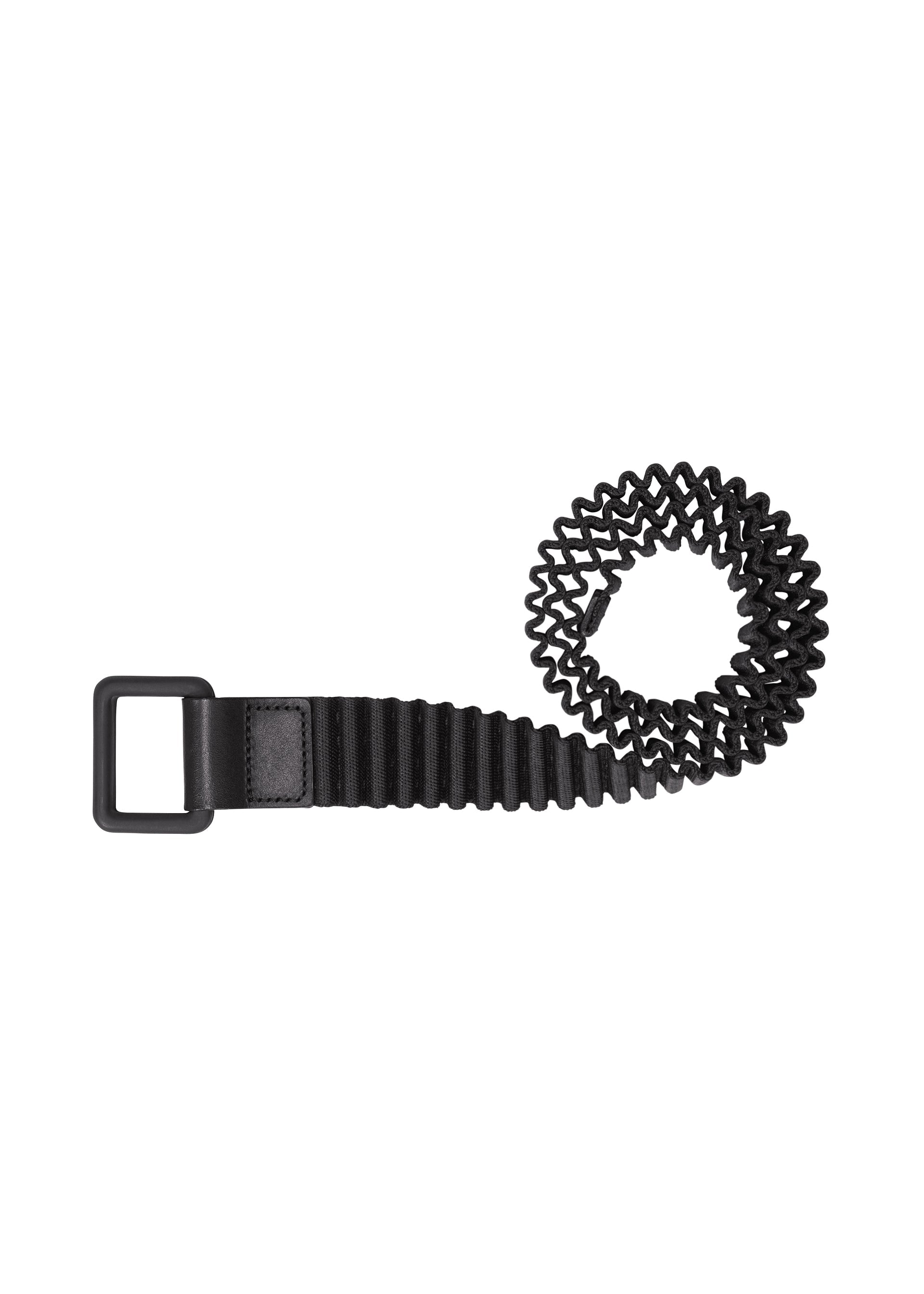 Zoomed view The PLEATS BELT by HOMME PLISSÉ ISSEY MIYAKE is a black fabric belt with an adjustable rectangular buckle, displayed coiled in a spiral on a white background. - BLACK （no.15）