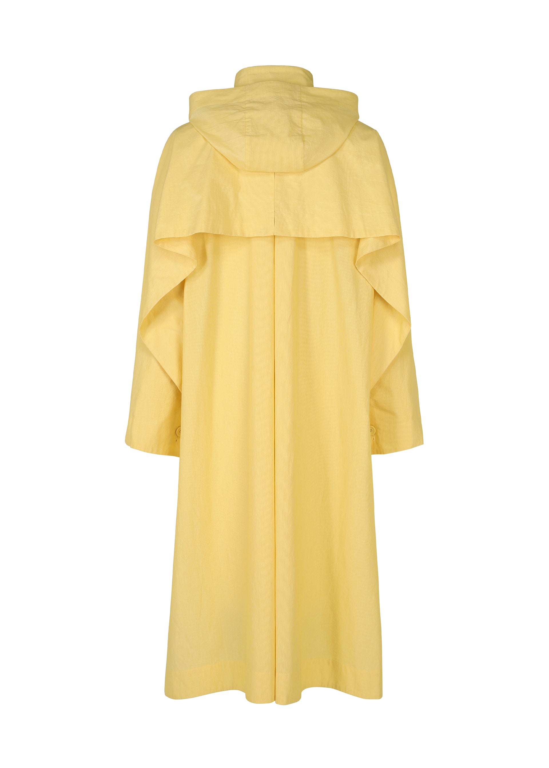 Zoomed view The FRESHEN raincoat by HOMME PLISSÉ ISSEY MIYAKE is displayed from the back. This long, light yellow hooded coat features wide sleeves, a large back yoke, a relaxed fit, and a subtle wrinkled texture against a white background.