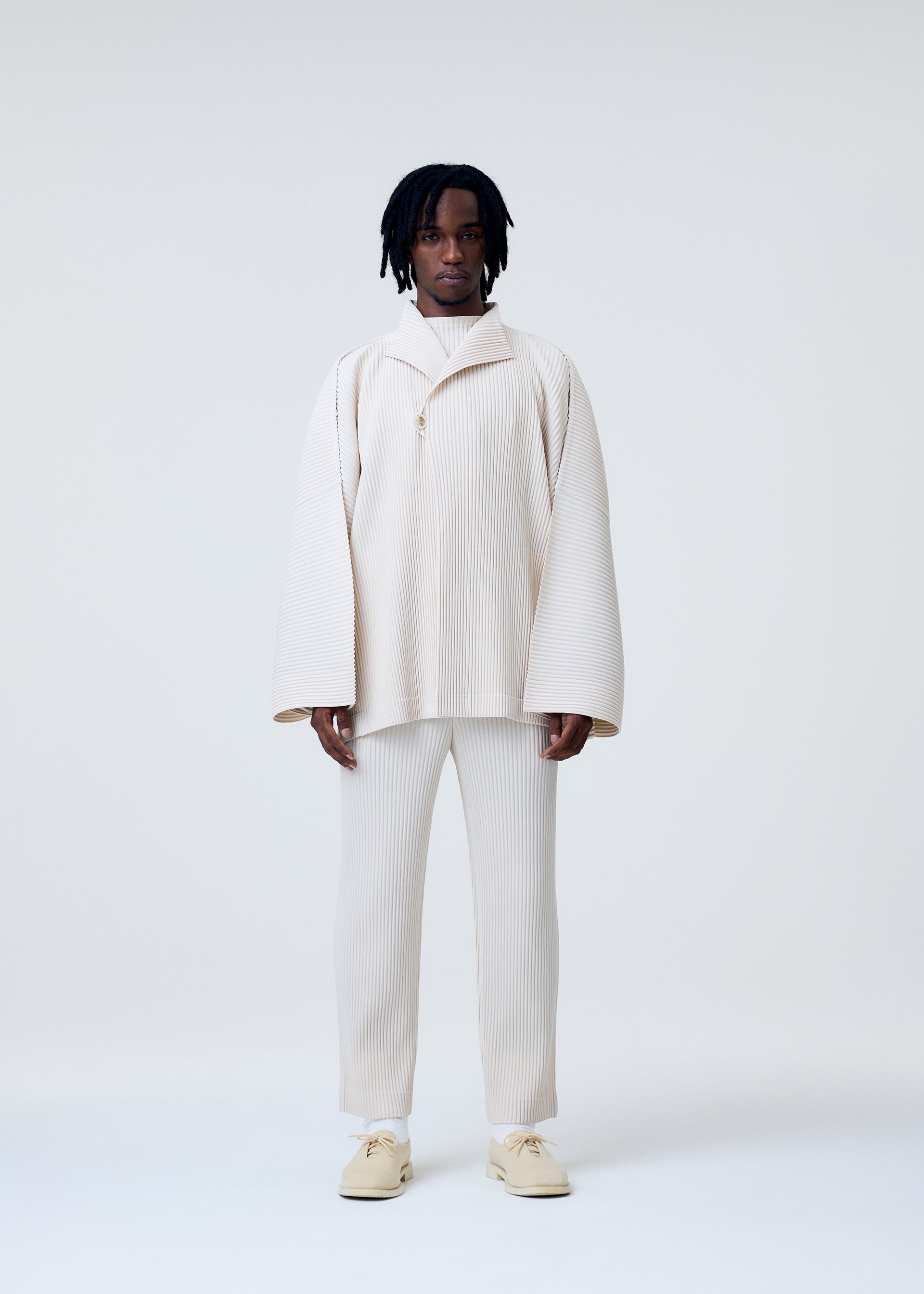 WEAR OR WRAP – ISSEY MIYAKE ONLINE STORE