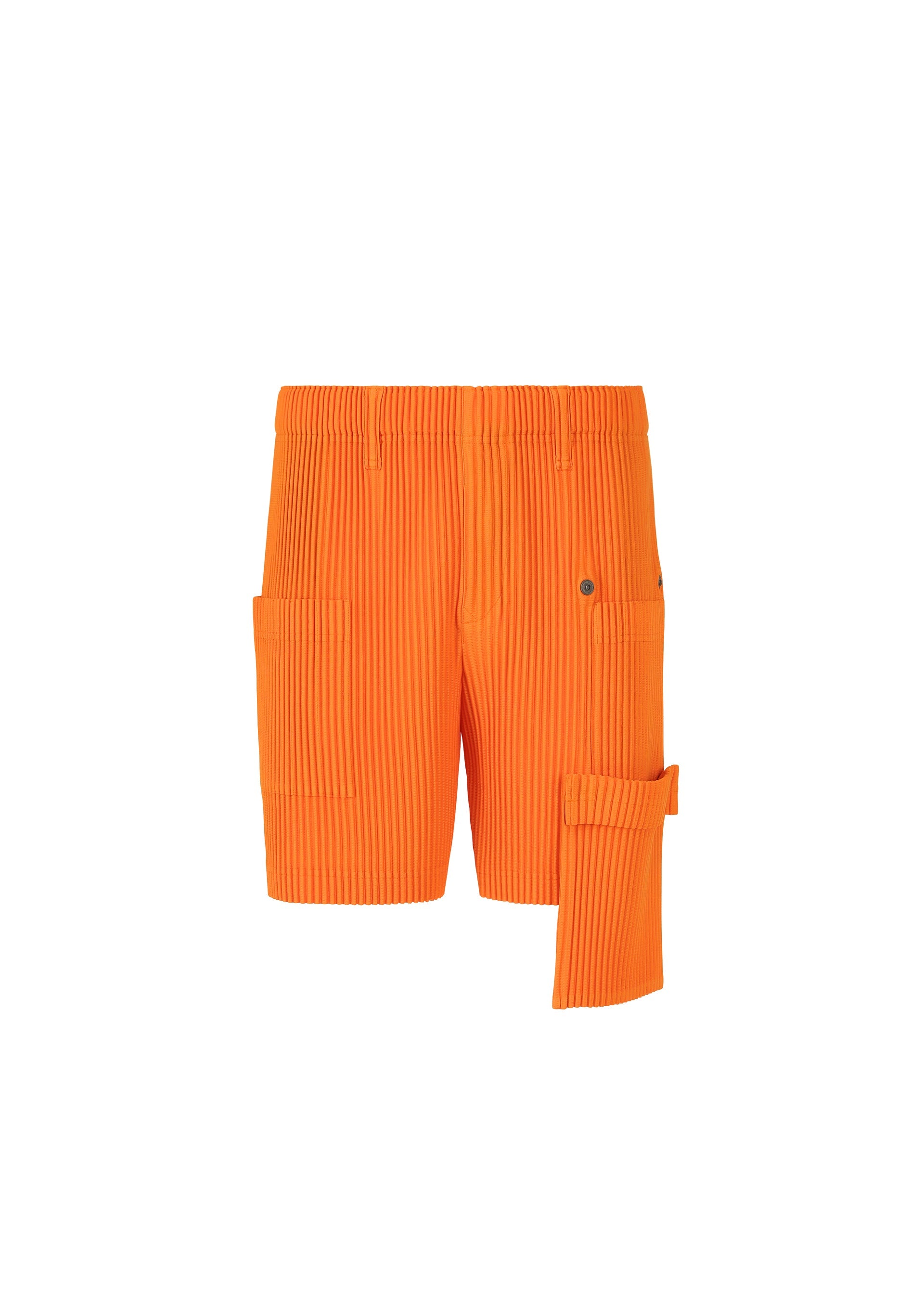 Zoomed view The HOMME PLISSÉ ISSEY MIYAKE PAINTER’S GEAR shorts in bright orange feature a ribbed texture, utility pockets, and a detachable right-side pouch. Shown on a plain white background.