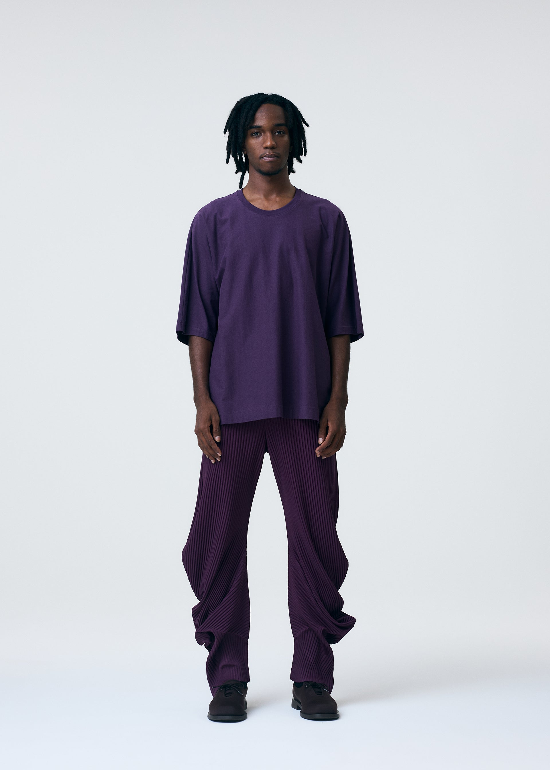 MEN / PANTS – ISSEY MIYAKE ONLINE STORE