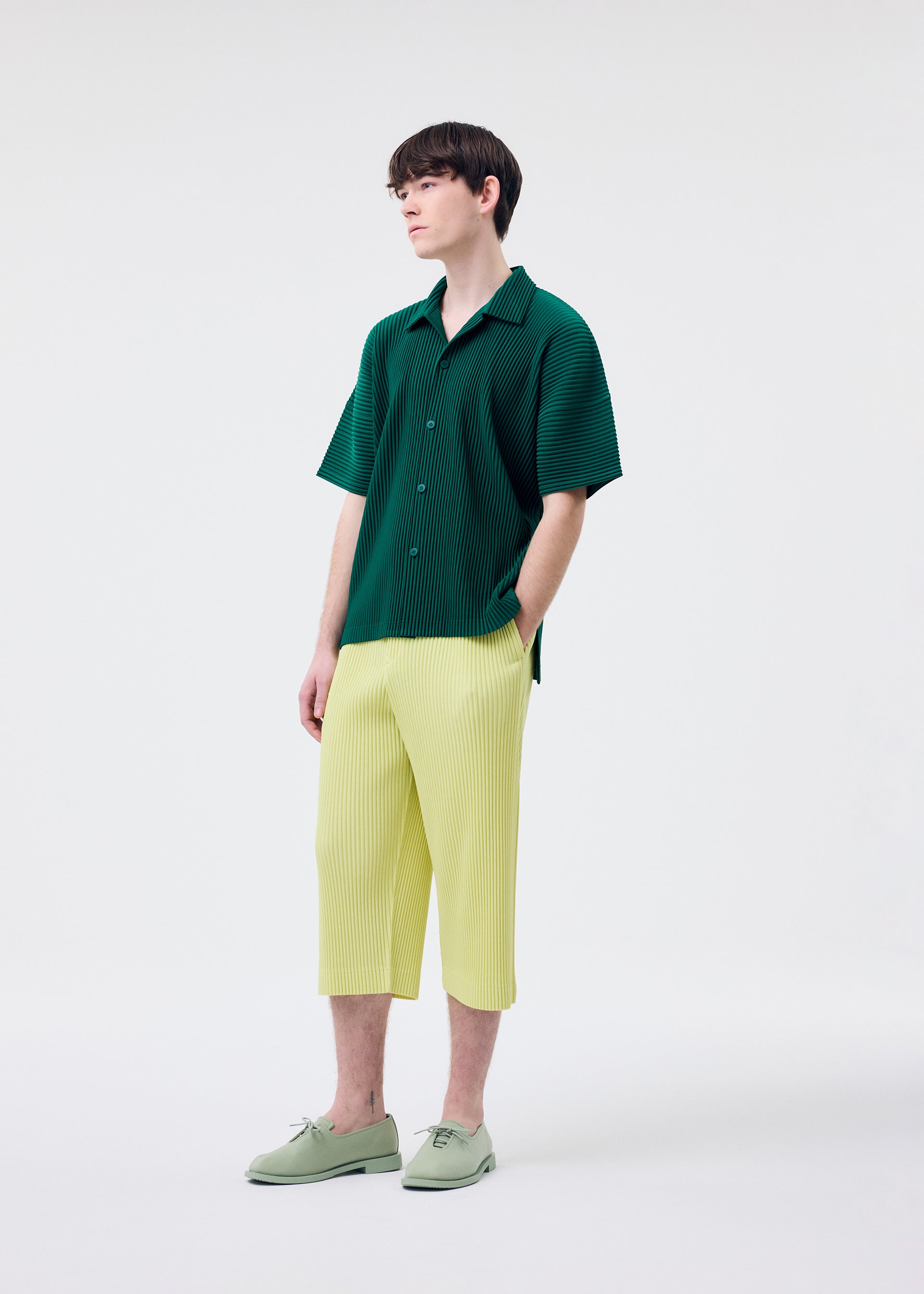 HOMME PLISSÉ ISSEY MIYAKE – ISSEY MIYAKE ONLINE STORE