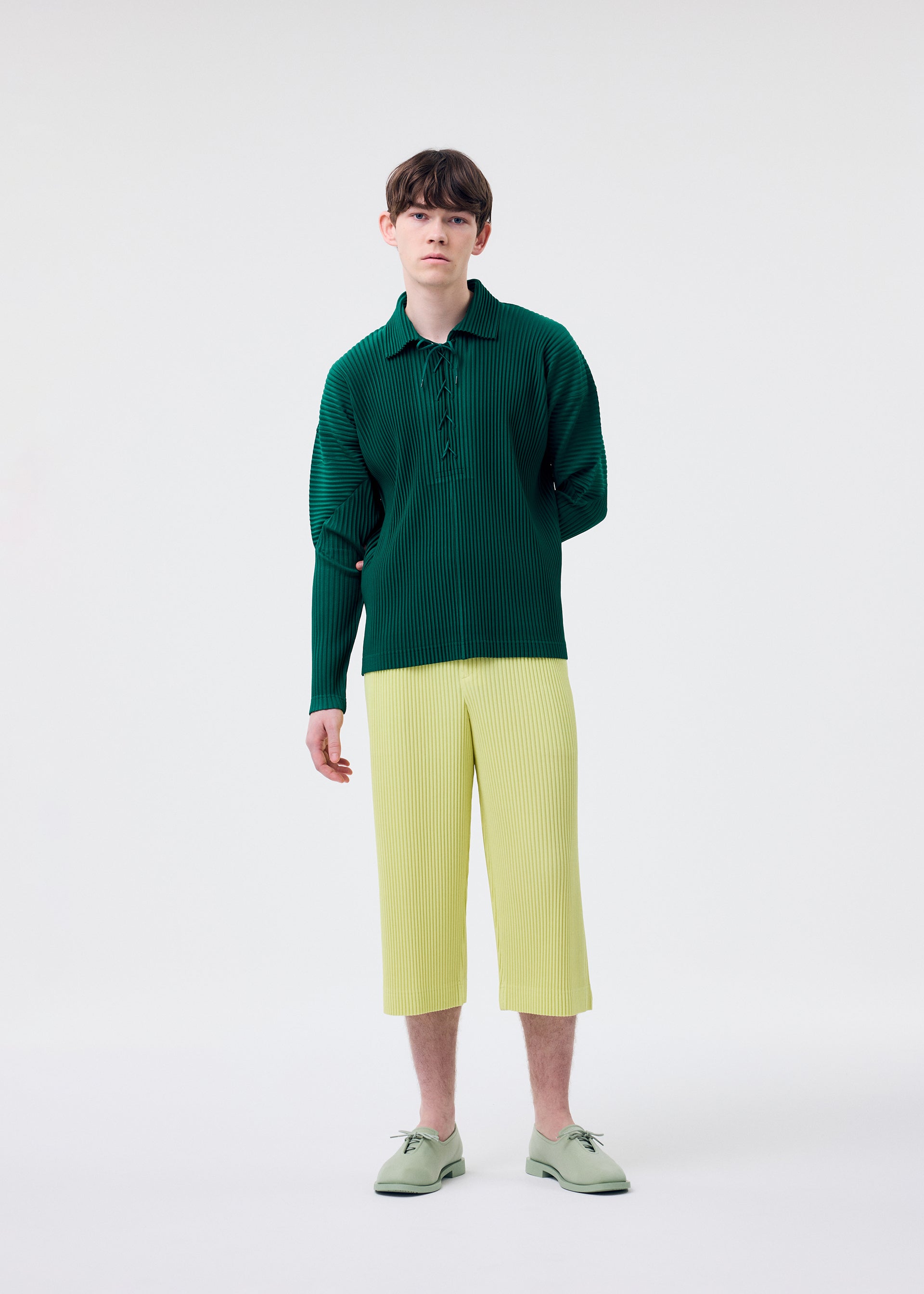 MONTHLY COLORS : MAY – ISSEY MIYAKE ONLINE STORE