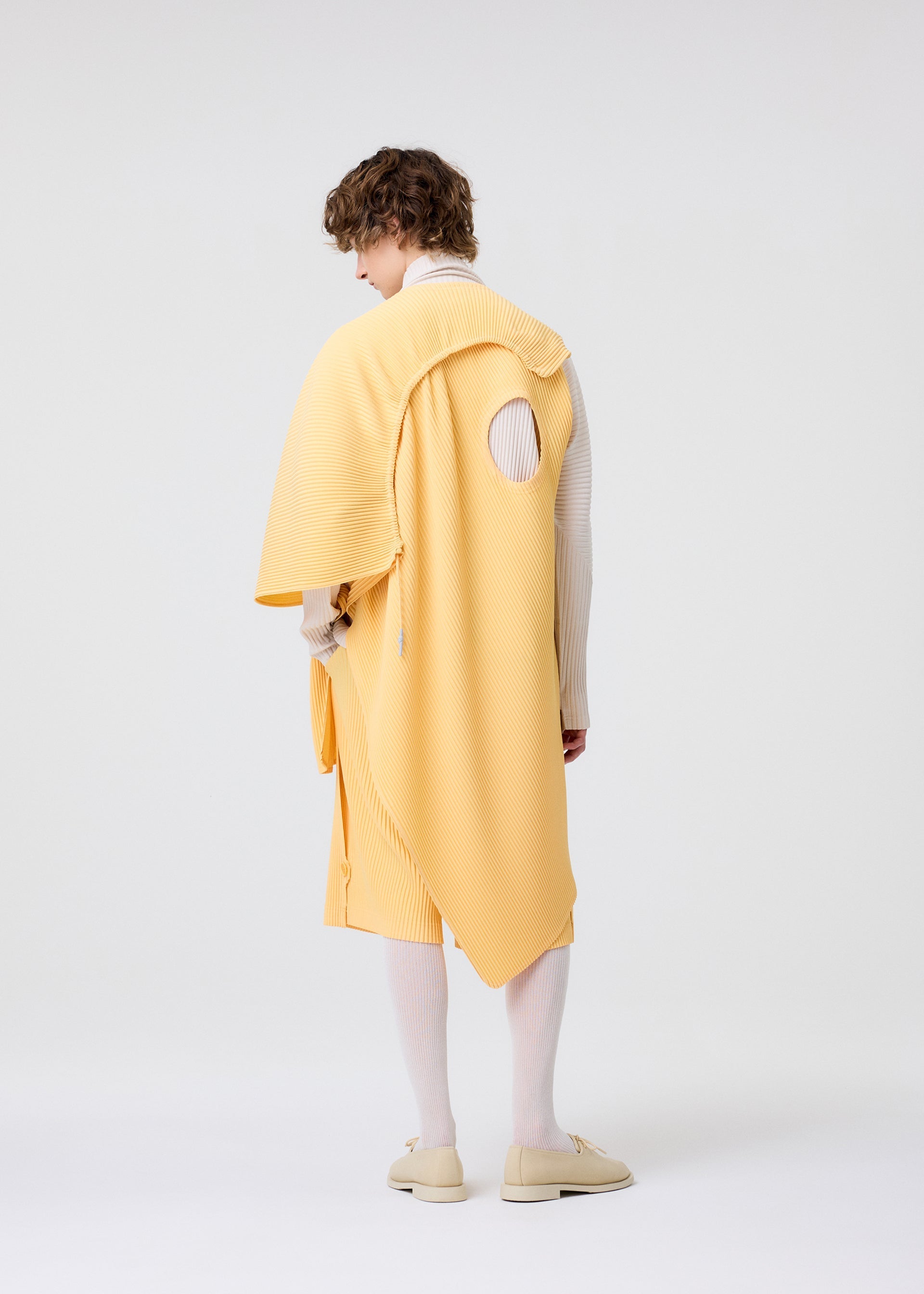 WEAR OR WRAP – ISSEY MIYAKE ONLINE STORE