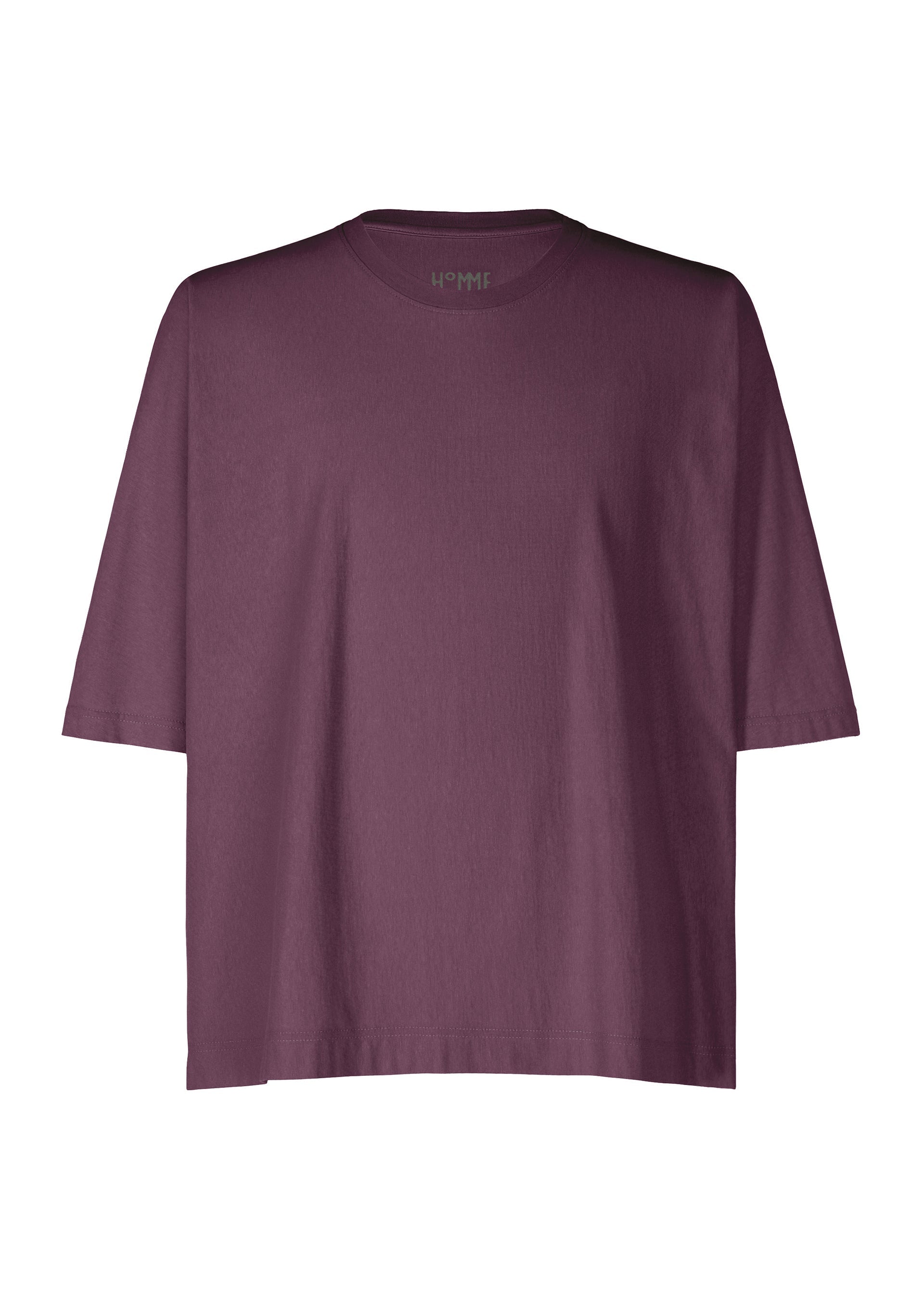 Zoomed view The RELEASE-T 1 by HOMME PLISSÉ ISSEY MIYAKE is an oversized, plain cotton top with a round neckline in deep maroon, shown against a white background. - PURPLE （no.81）