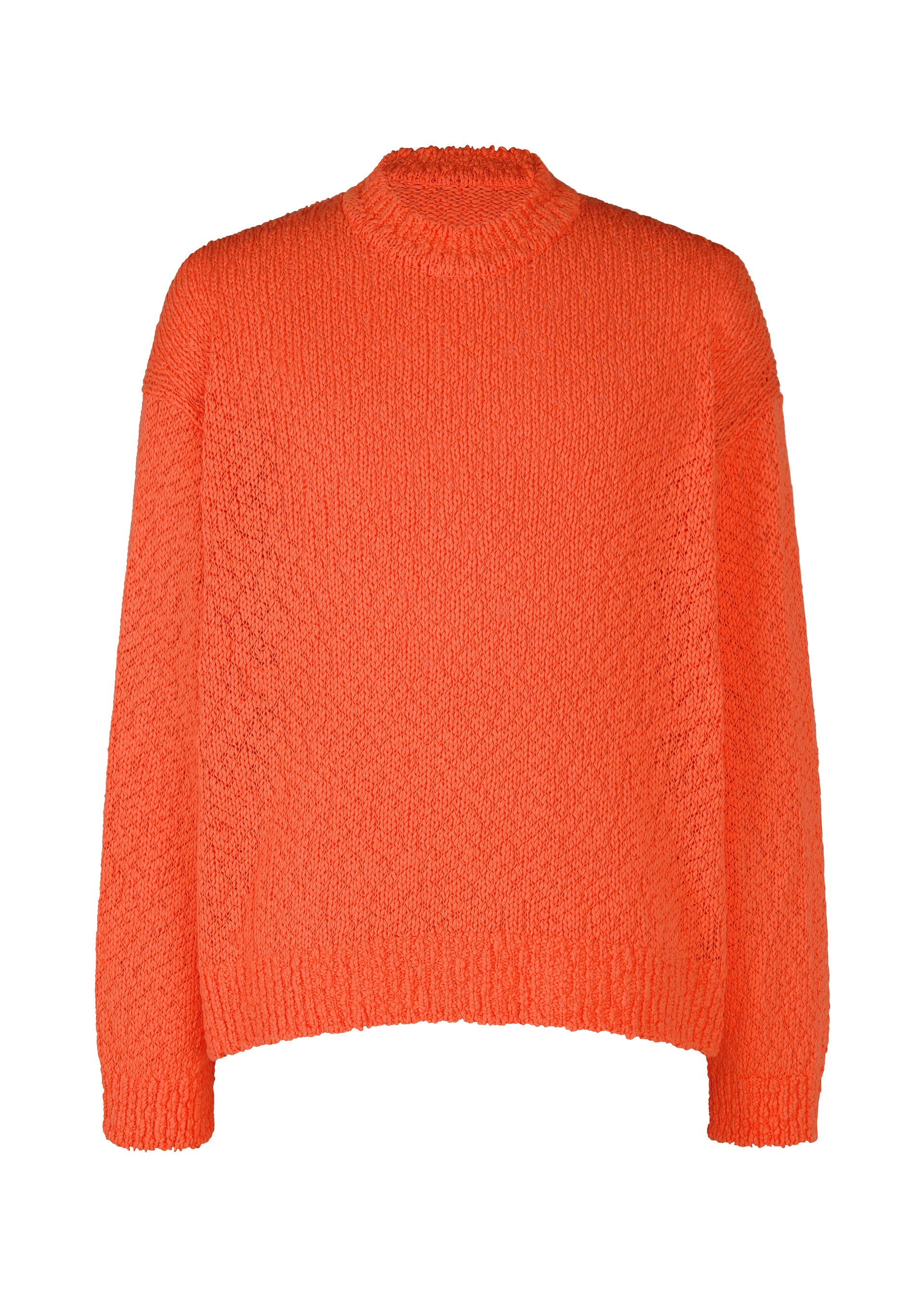 Zoomed view The RISOTTO KNIT by HOMME PLISSÉ ISSEY MIYAKE is a long-sleeved, crew neck top in bright orange organic cotton knit, shown against a white background. - ORANGE （no.32）
