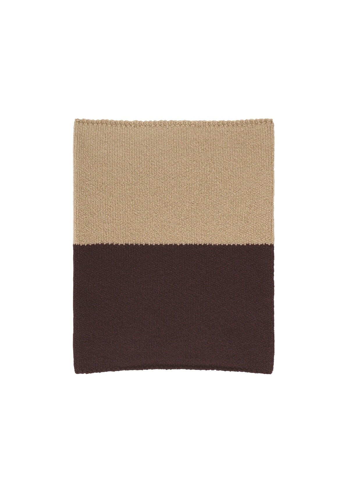 WINTER GEAR : COLOR BLOCK by HOMME PLISSÉ ISSEY MIYAKE features a square knit swatch with neatly finished edges, showcasing beige on the top half and dark brown on the bottom against a plain white background. view 1 of 3