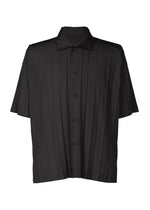 The HOMME PLISSÉ ISSEY MIYAKE EDGE SHIRT is a loose-fitting, short-sleeved black polyester shirt with subtle vertical stripes and a pointed collar, shown on a white background. - BLACK （no.15）