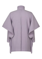 A back view of the MOTION BLUR jacket by HOMME PLISSÉ ISSEY MIYAKE, featuring lilac pleated jersey, wide structured sleeves, and a high collar for a sculptural, modern look.