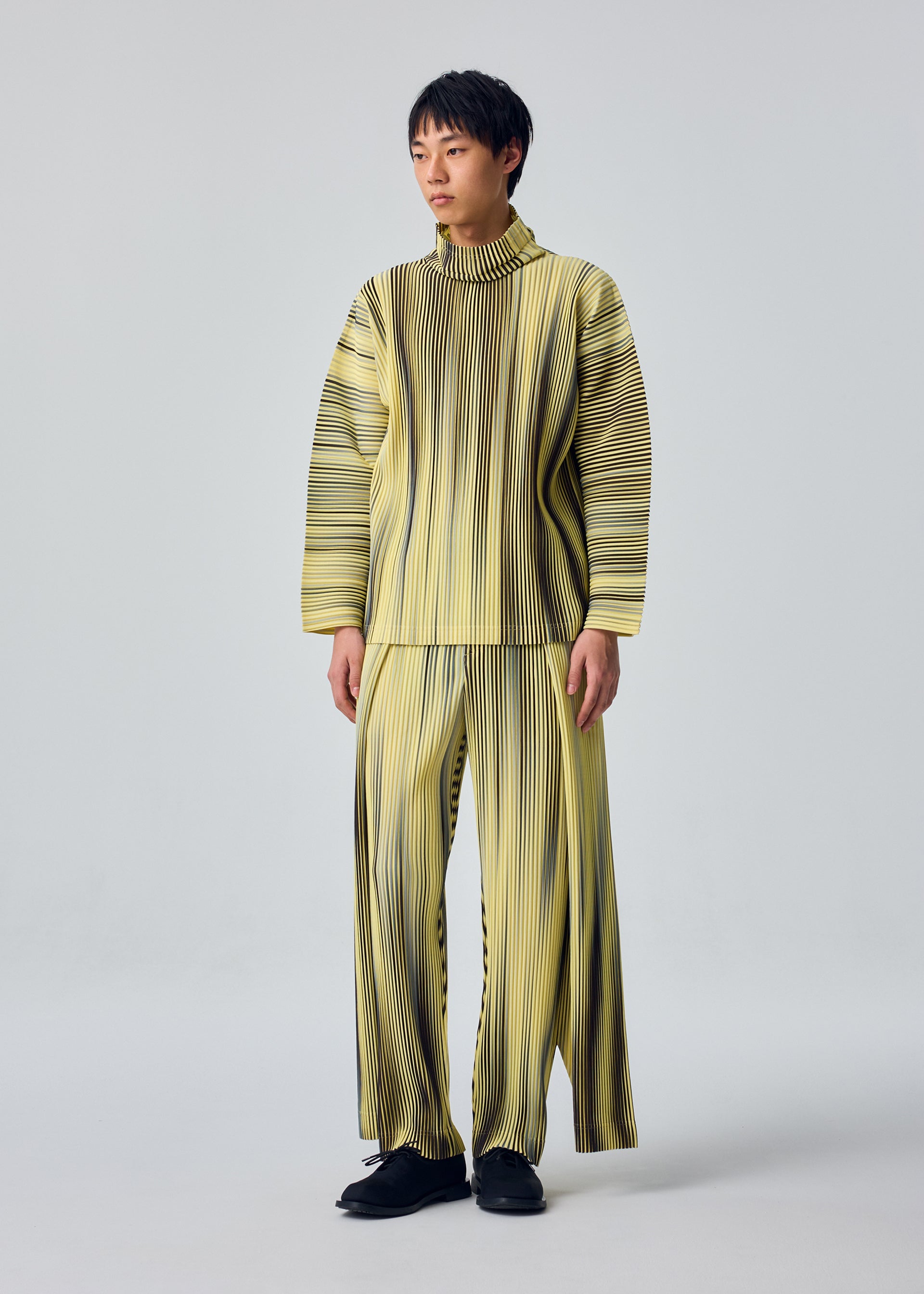 HOMME PLISSÉ ISSEY MIYAKE – ISSEY MIYAKE ONLINE STORE