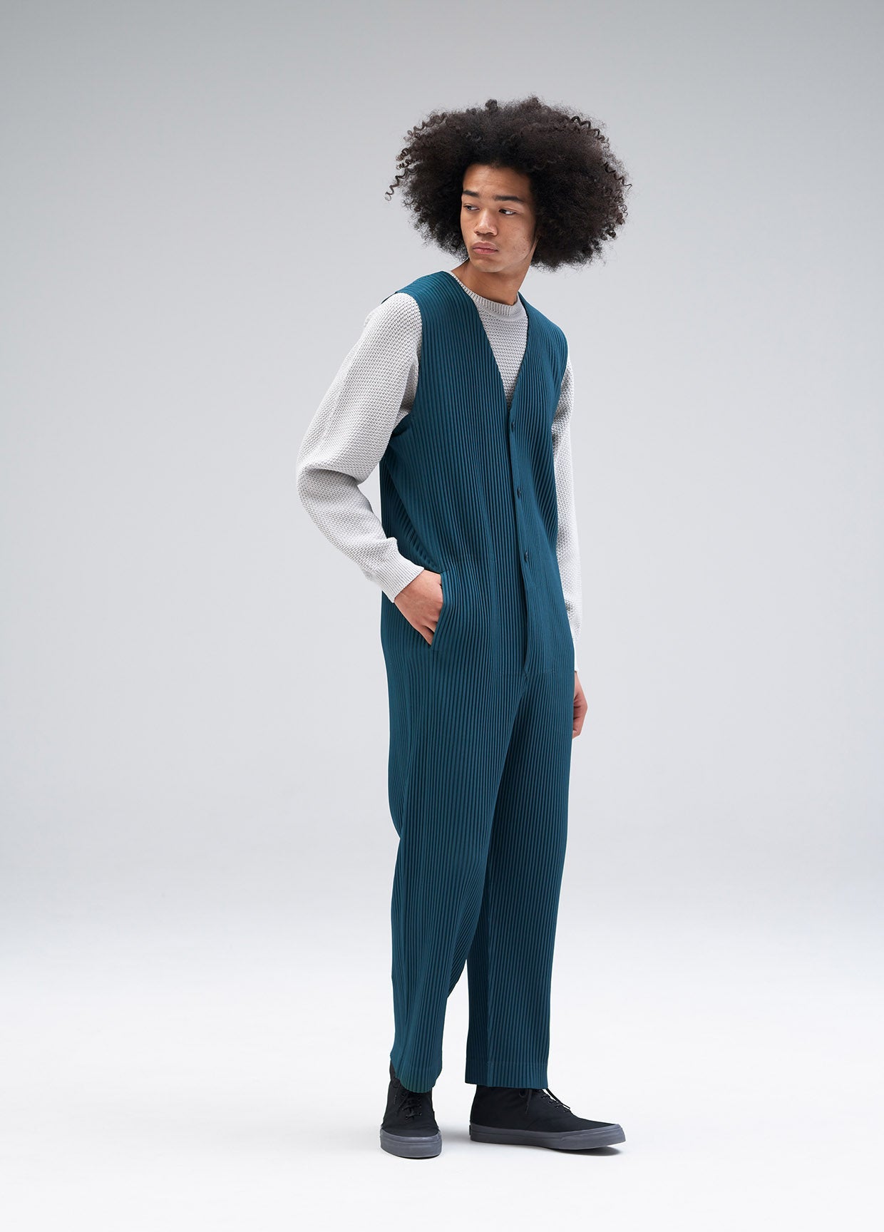 HOMME PLISSÉ ISSEY MIYAKE COLLECTIONS AUTUMN WINTER 2021/22