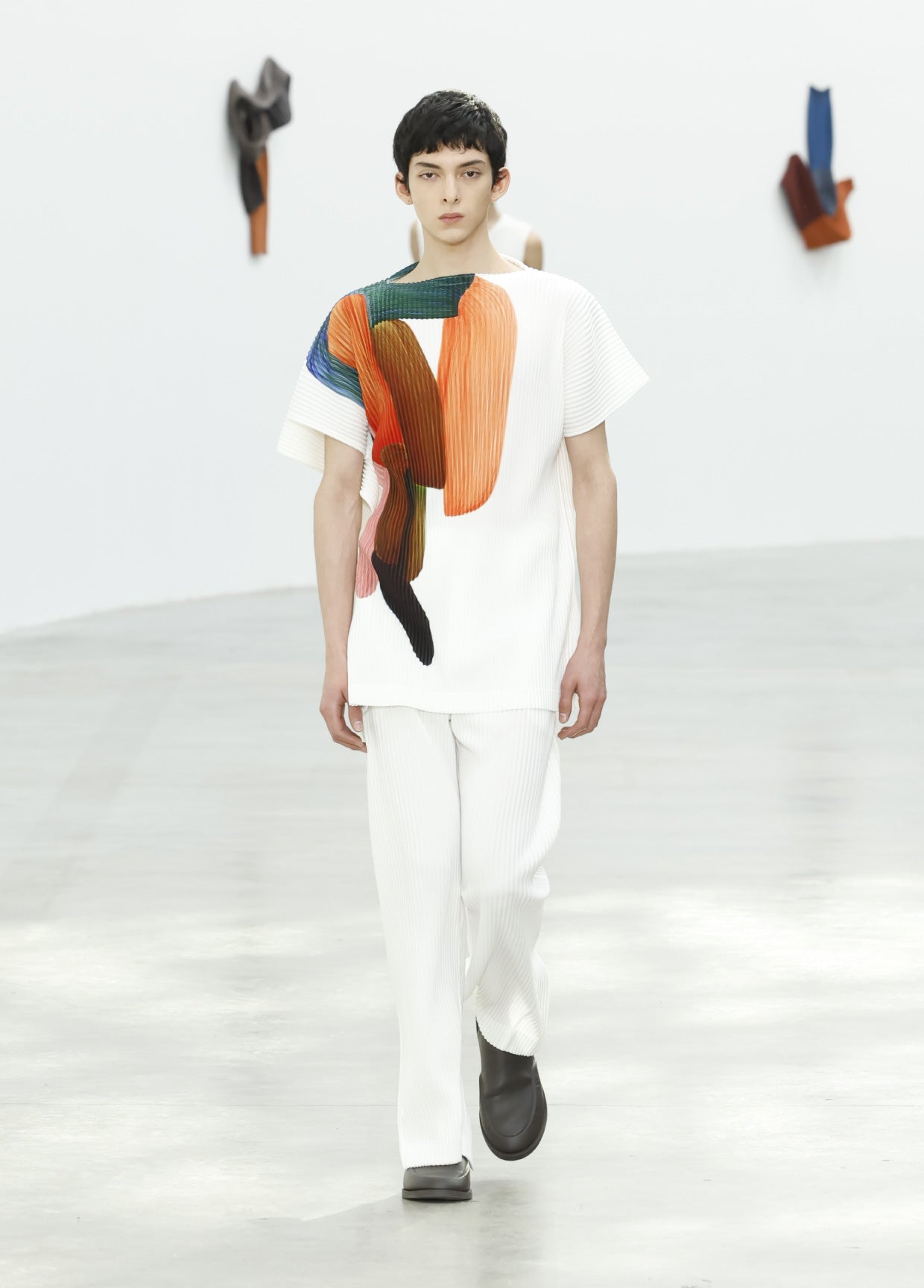 HOMME PLISSÉ ISSEY MIYAKE COLLECTIONS  AUTUMN WINTER 2024/25 1