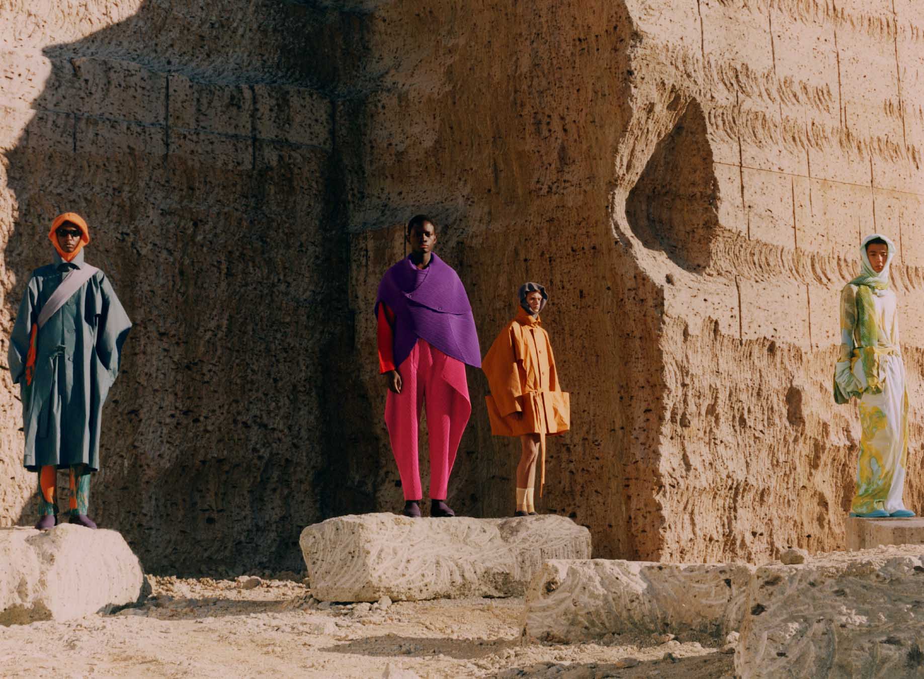 HP_AW25_collectionpagetop_PC_f