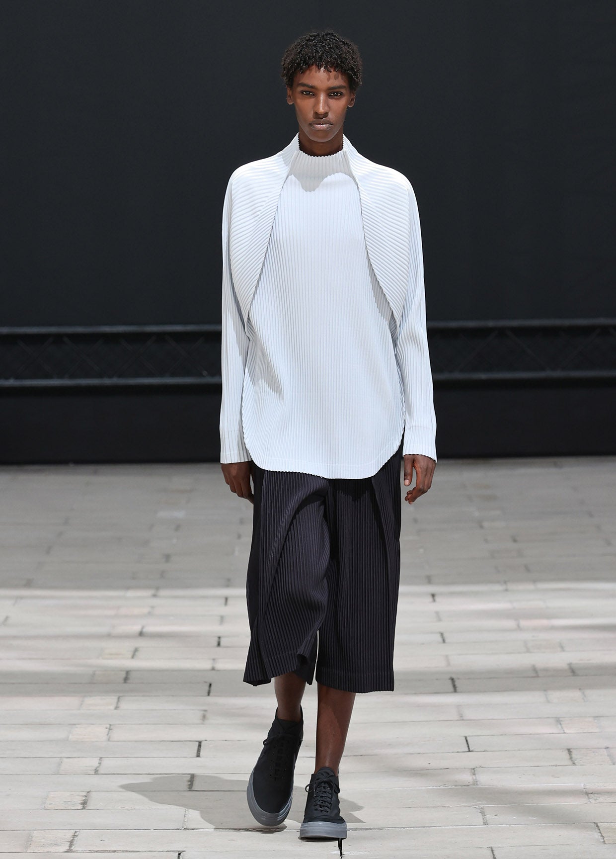HOMME PLISSÉ ISSEY MIYAKE COLLECTIONS SPRING SUMMER 2023
