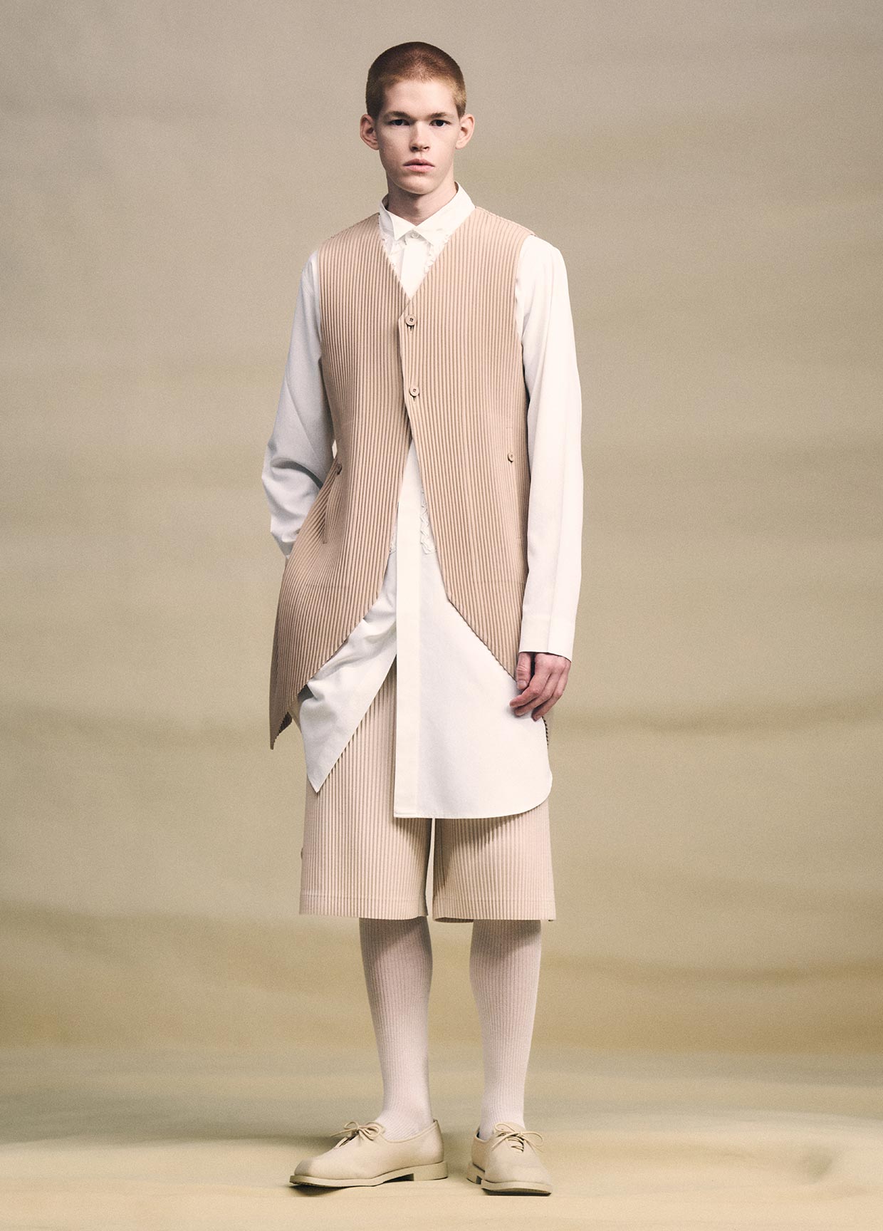 HOMME PLISSÉ ISSEY MIYAKE LOOK 16