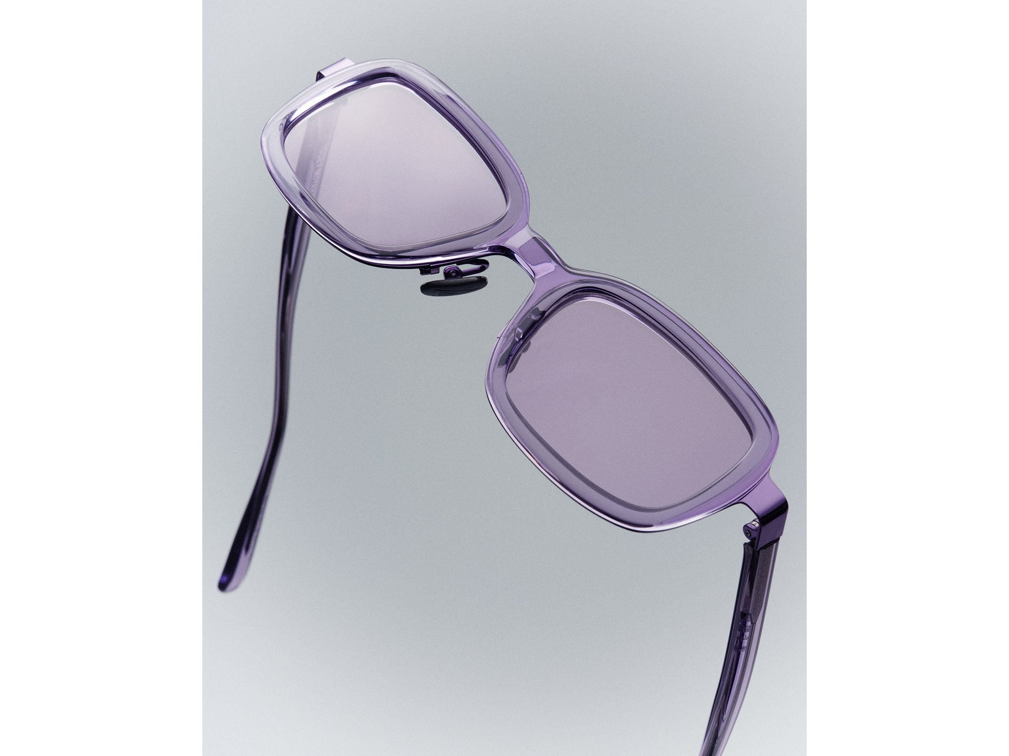 ISSEY MIYAKE EYES ITEM SERIES MARROW – ISSEY MIYAKE ONLINE STORE