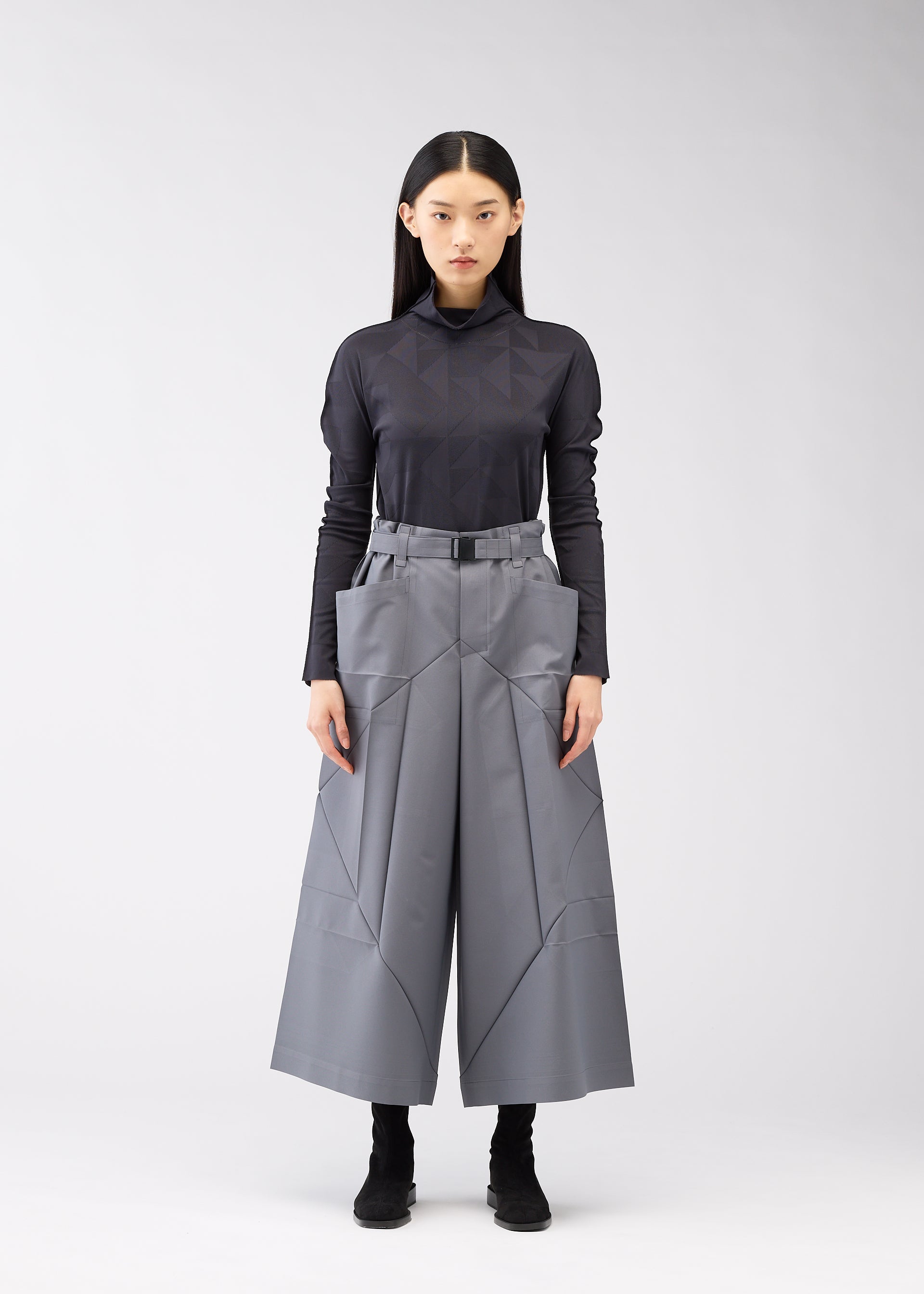 【ki】132 5 ISSEY MIYAKE ノーカラー ジップ コート ki】132 5 ISSEY MIYAKE ノーカラー ジップ コート ki】132 5 ISSEY