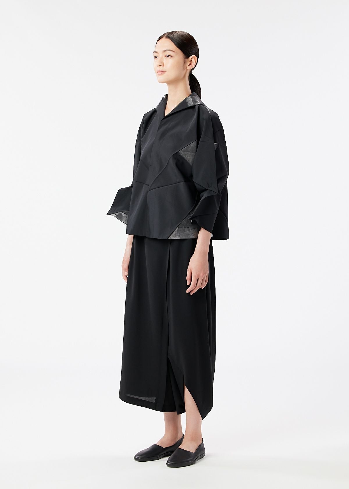 132 5. STANDARD JACKET – ISSEY MIYAKE ONLINE STORE