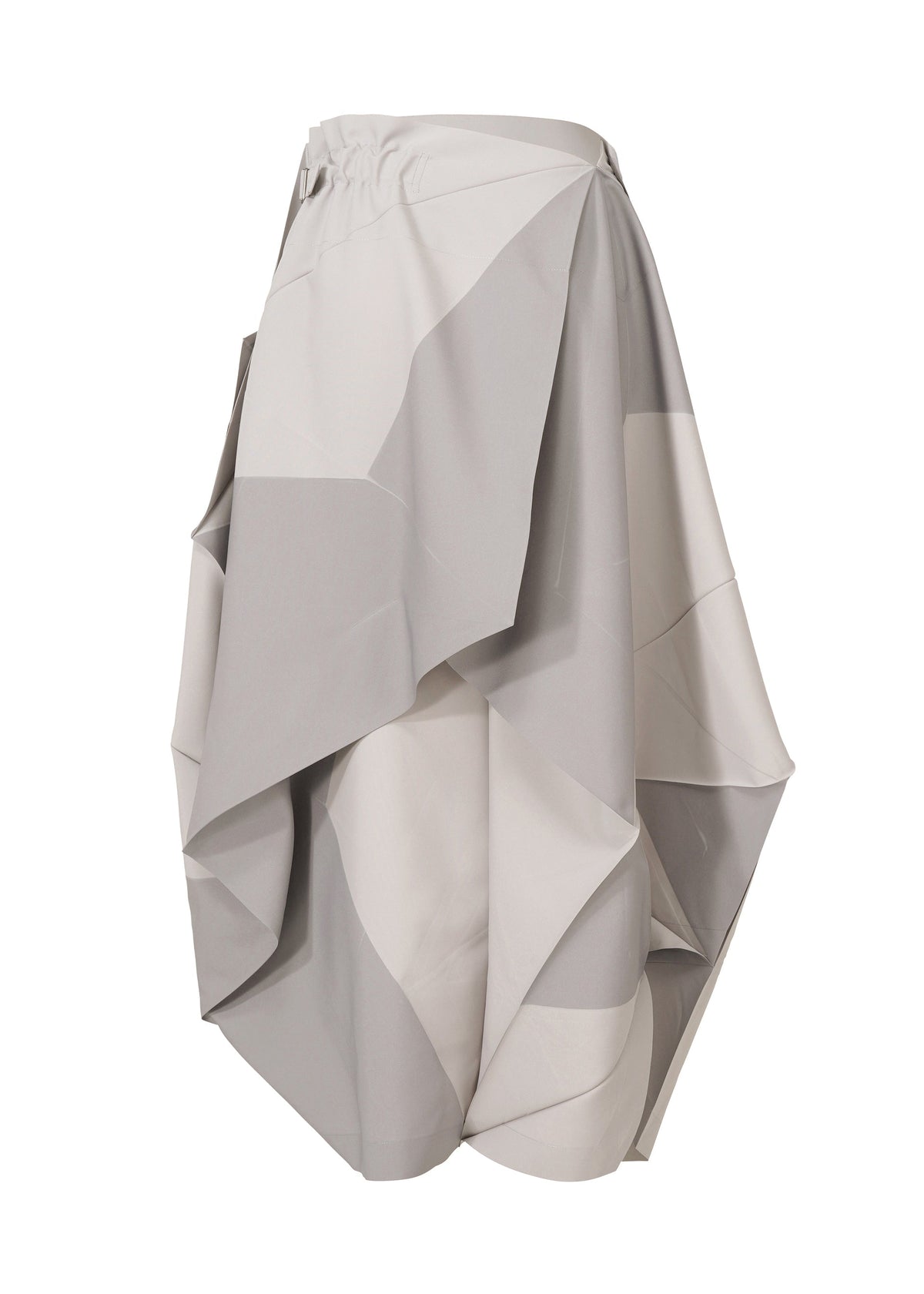 The NO.17 PRINT skirt by 132 5. ISSEY MIYAKE features a high-waisted design with abstract, angular draping in light gray and white, creating a sculptural, voluminous silhouette. view 3 of 11
