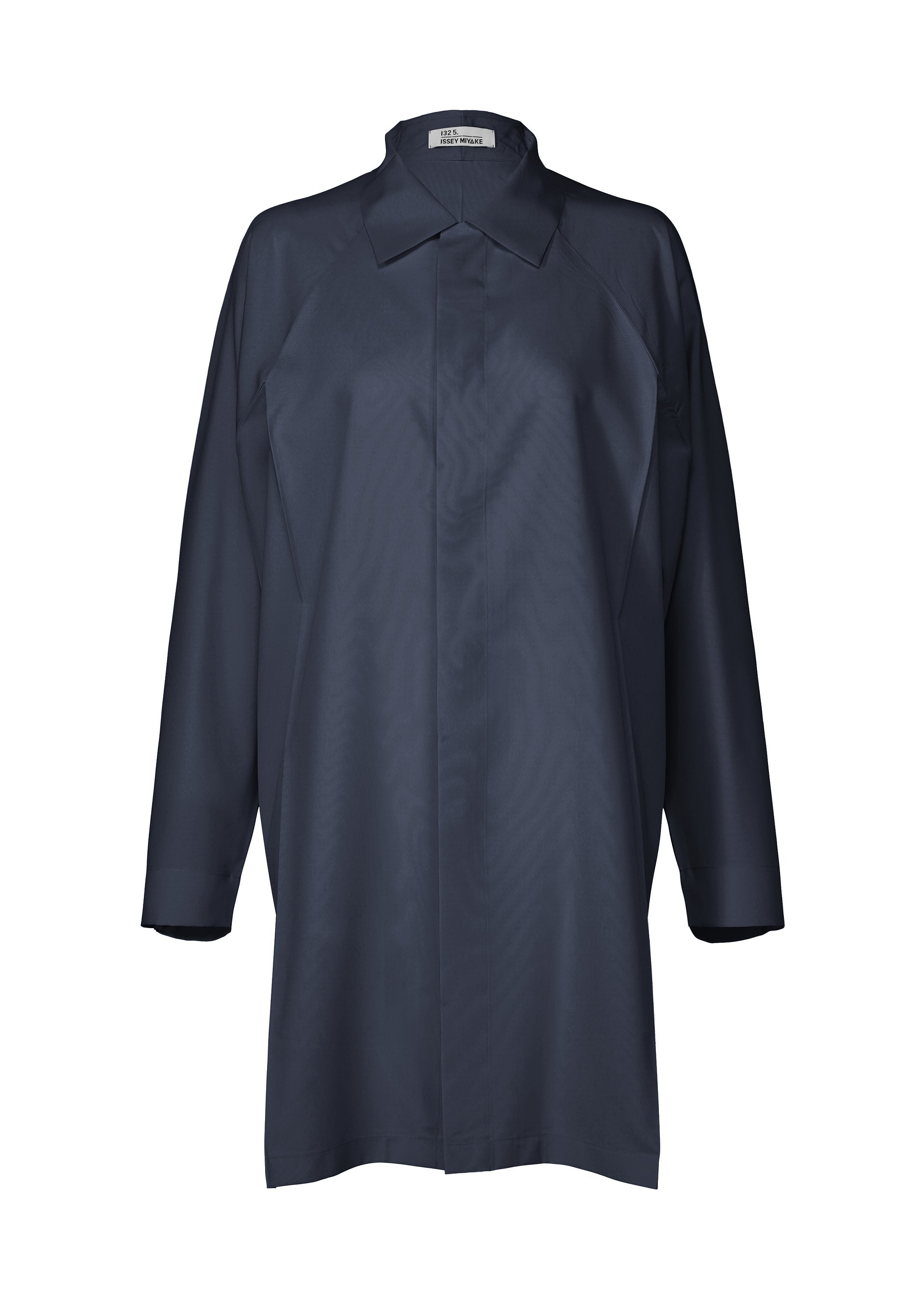 Zoomed view The FOLD SHIRT by 132 5. ISSEY MIYAKE is a dark navy, long-sleeved shirt with a regular collar, concealed buttons, loose fit, and classic folding structure for timeless style. - NAVY （no.75）