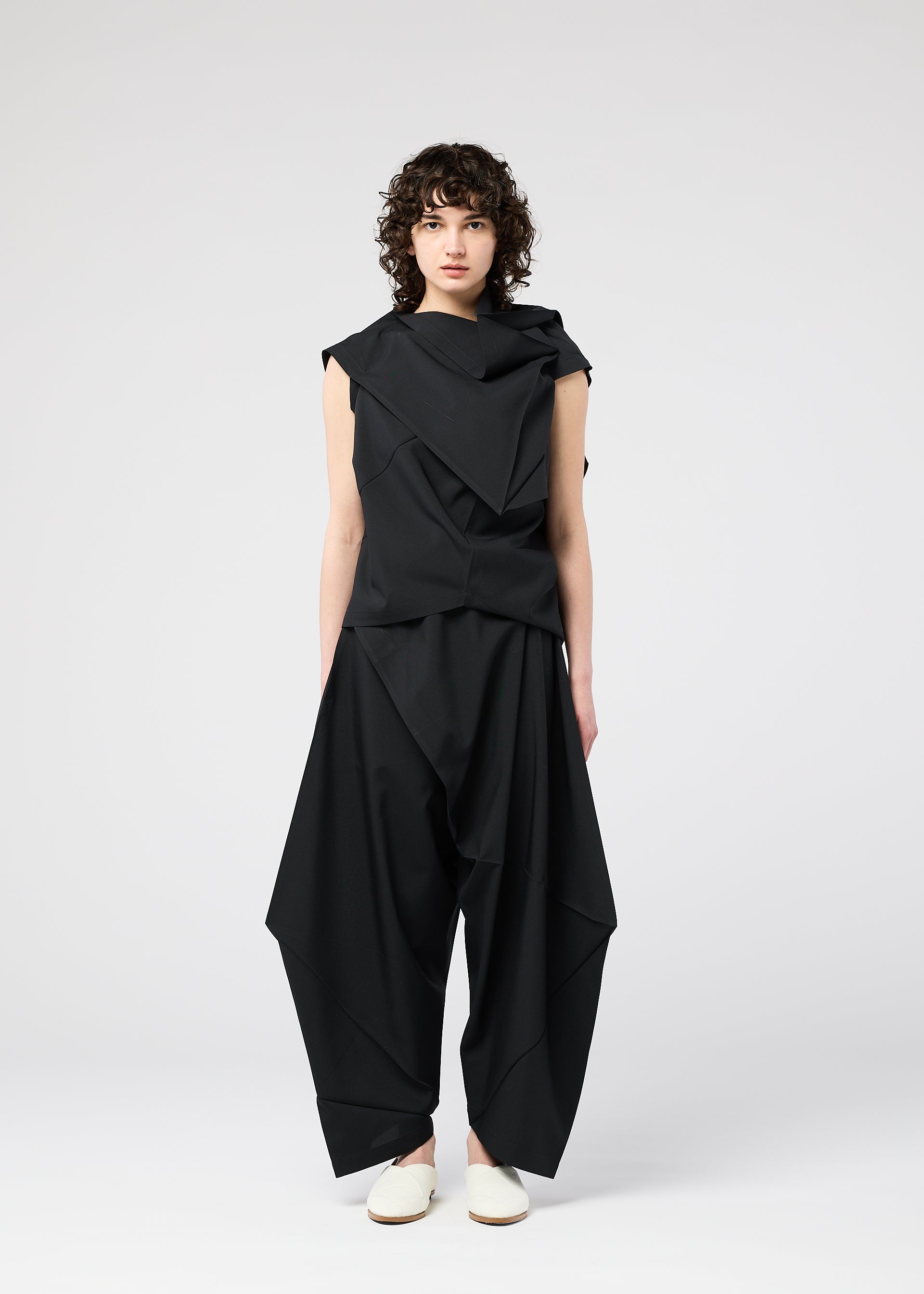 132 5. ISSEY MIYAKE – ISSEY MIYAKE ONLINE STORE
