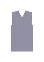 The FLAT RIB KNIT 2 by 132 5. ISSEY MIYAKE is a sleeveless light gray V-neck sweater vest with a seamless rib knit texture, shown laid flat on a white background.