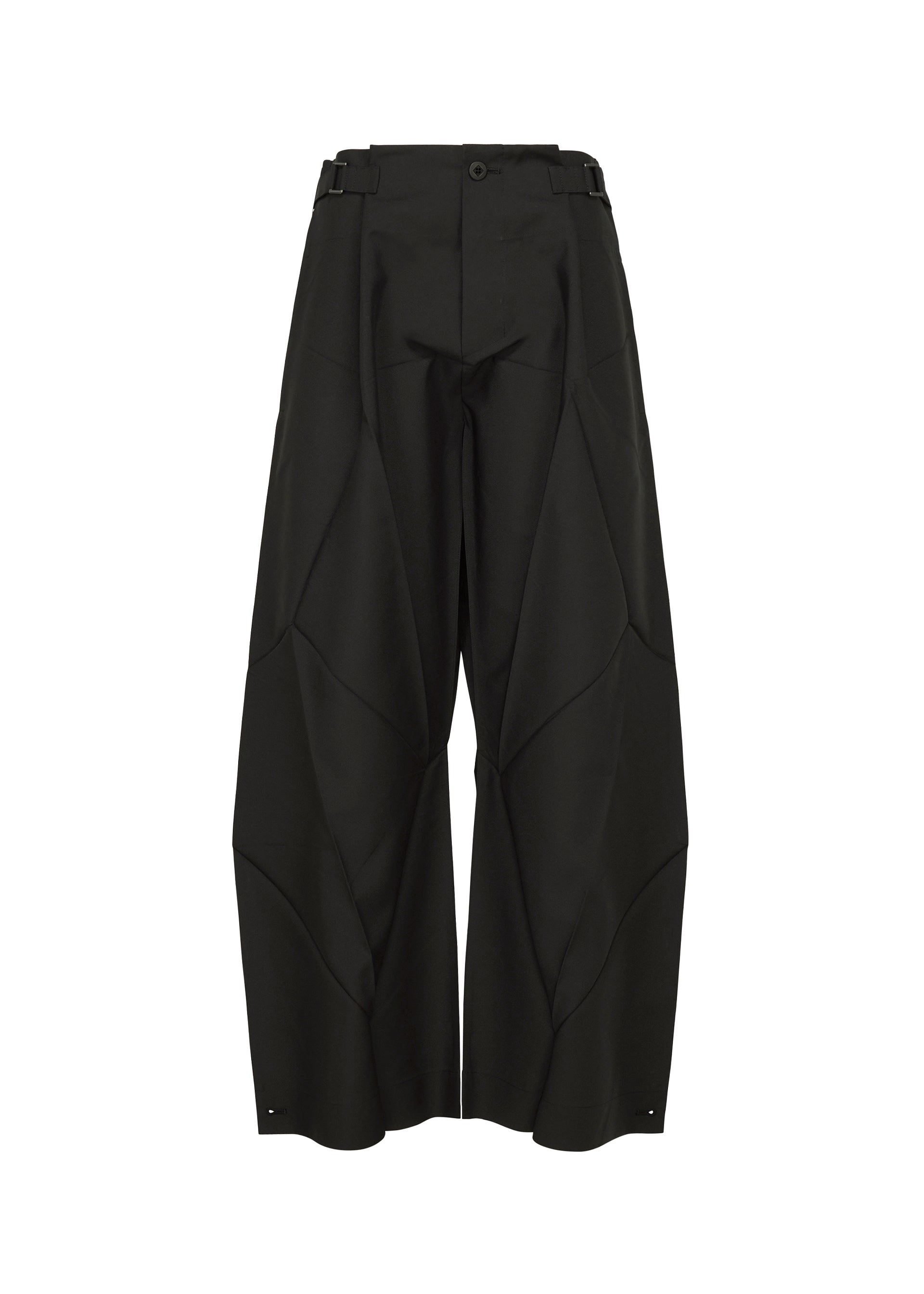 Zoomed view The F-BT trousers by 132 5. ISSEY MIYAKE are wide-leg black pants made from recycled polyester, featuring geometric seams, a high waist, structured silhouette, single button closure, and adjustable hem for versatile styling. - BLACK （no.15）