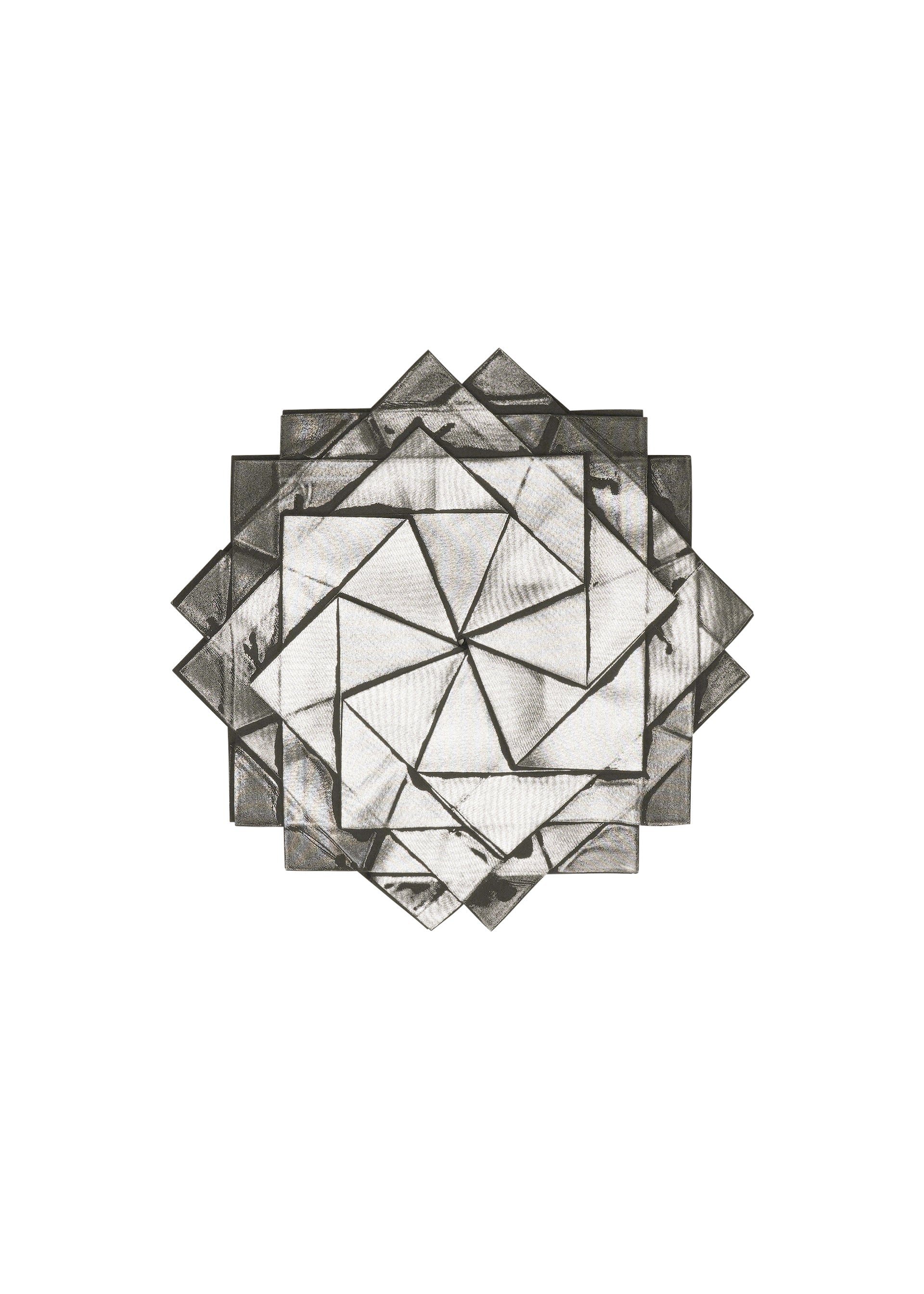 Zoomed view The No.10-1 by 132 5. ISSEY MIYAKE features a geometric abstract pattern of overlapping translucent polygons and angular lines in grayscale, echoing the crisp symmetry of a haori jacket, all set against a white background.