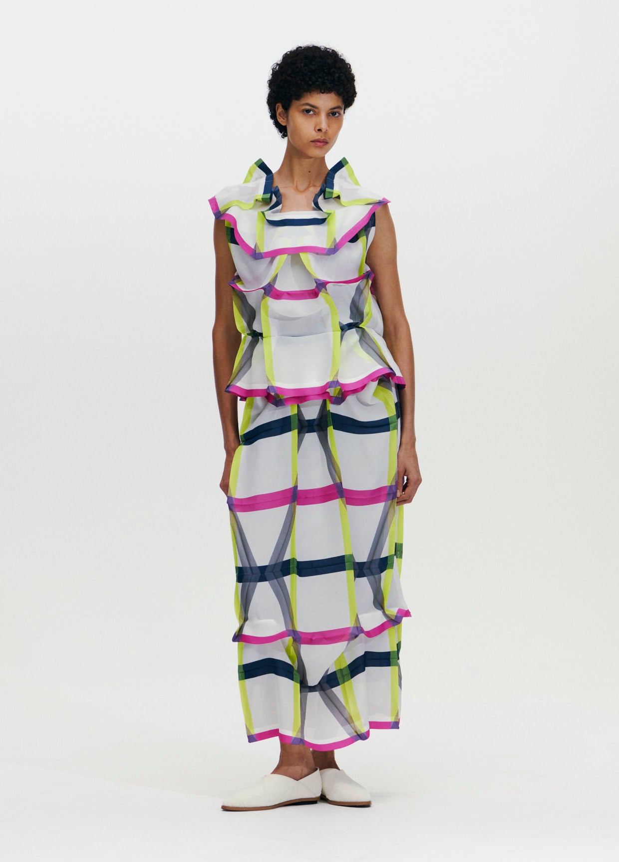 132 5. ISSEY MIYAKE – ISSEY MIYAKE ONLINE STORE