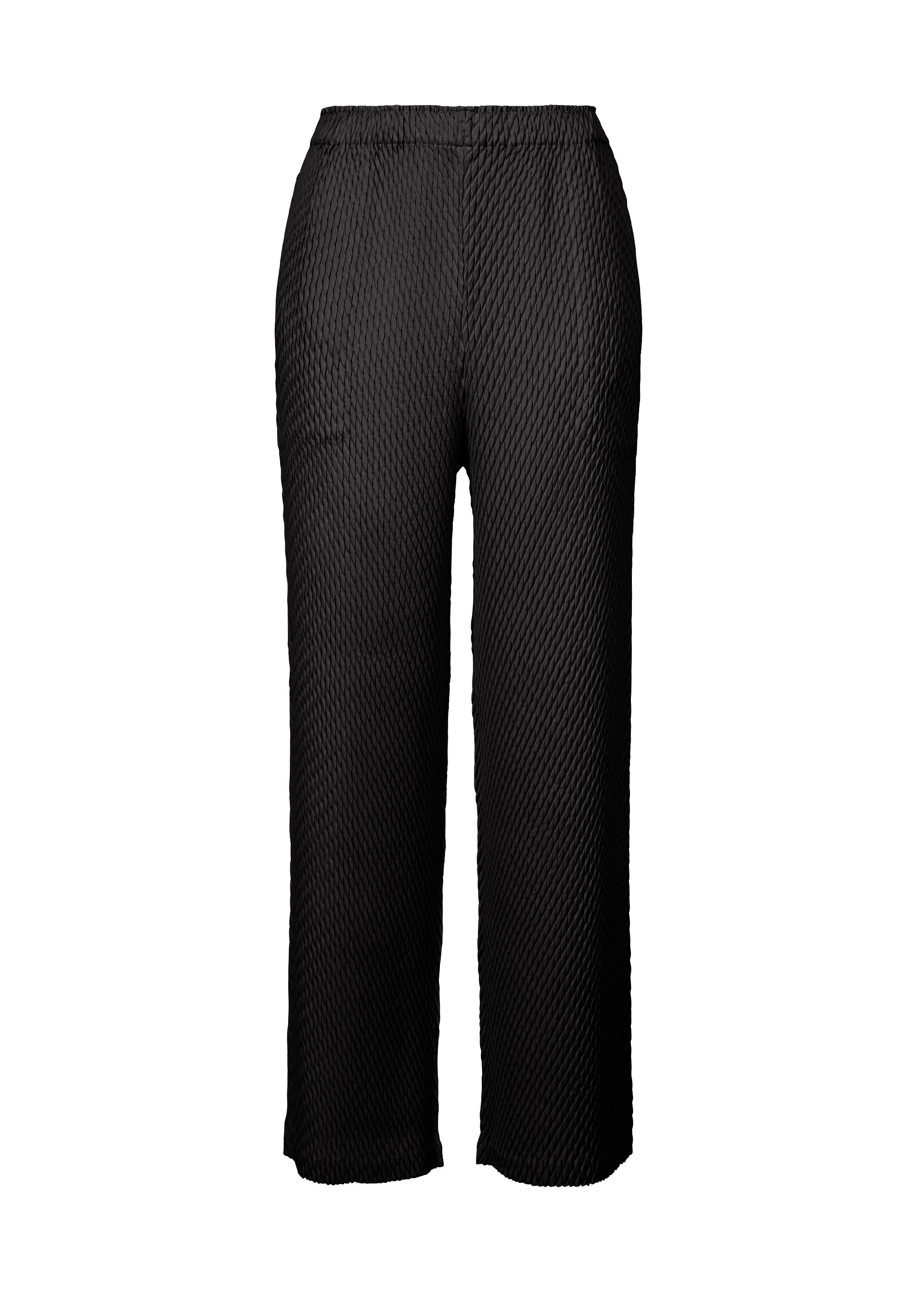 Zoomed view SLEEK PLEATS - BLACK (no.15)