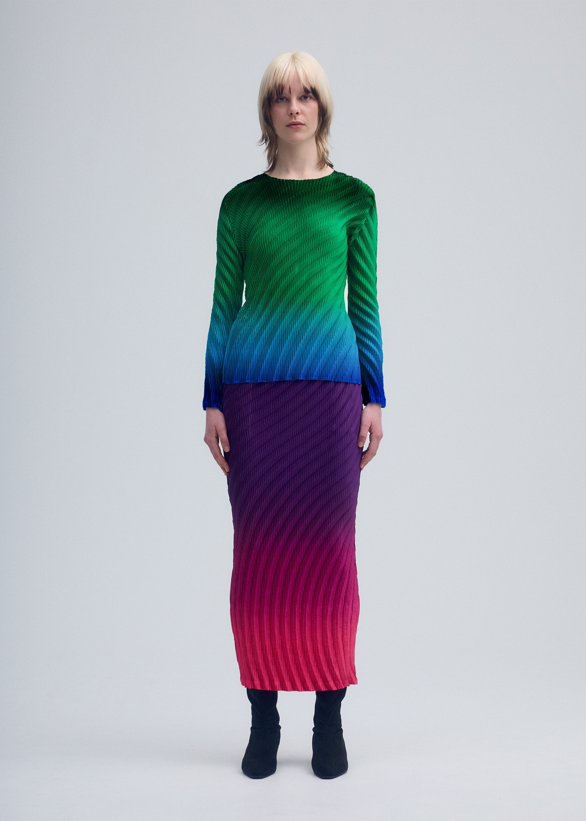 ISSEY MIYAKE – ISSEY MIYAKE ONLINE STORE