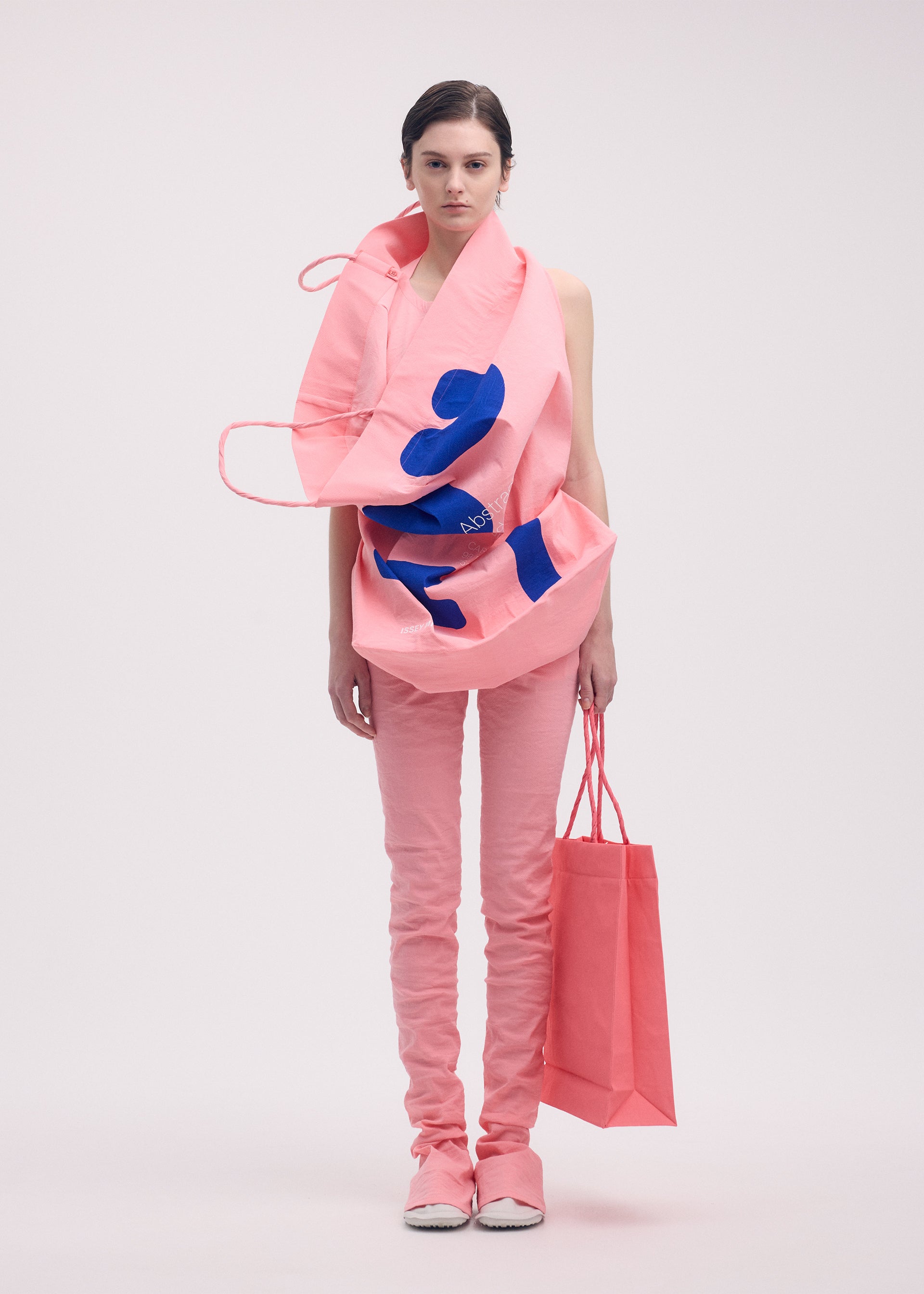 ISSEY MIYAKE – ISSEY MIYAKE ONLINE STORE