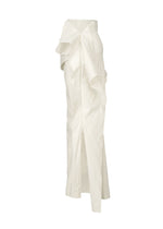 COLLAPSING SCULPTURE