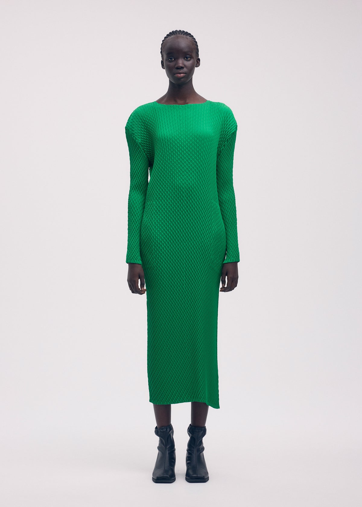 SLEEK PLEATS view 5 of 6