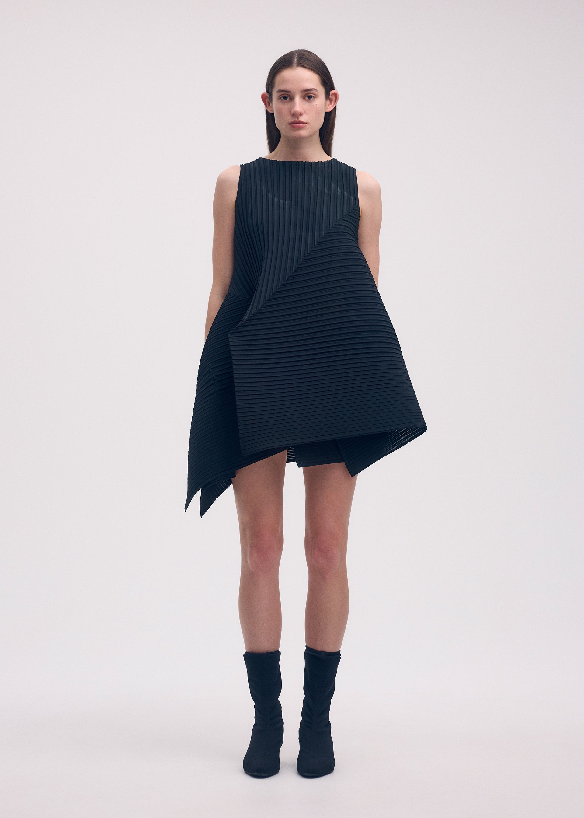 Zoomed view FOLD PLEATS