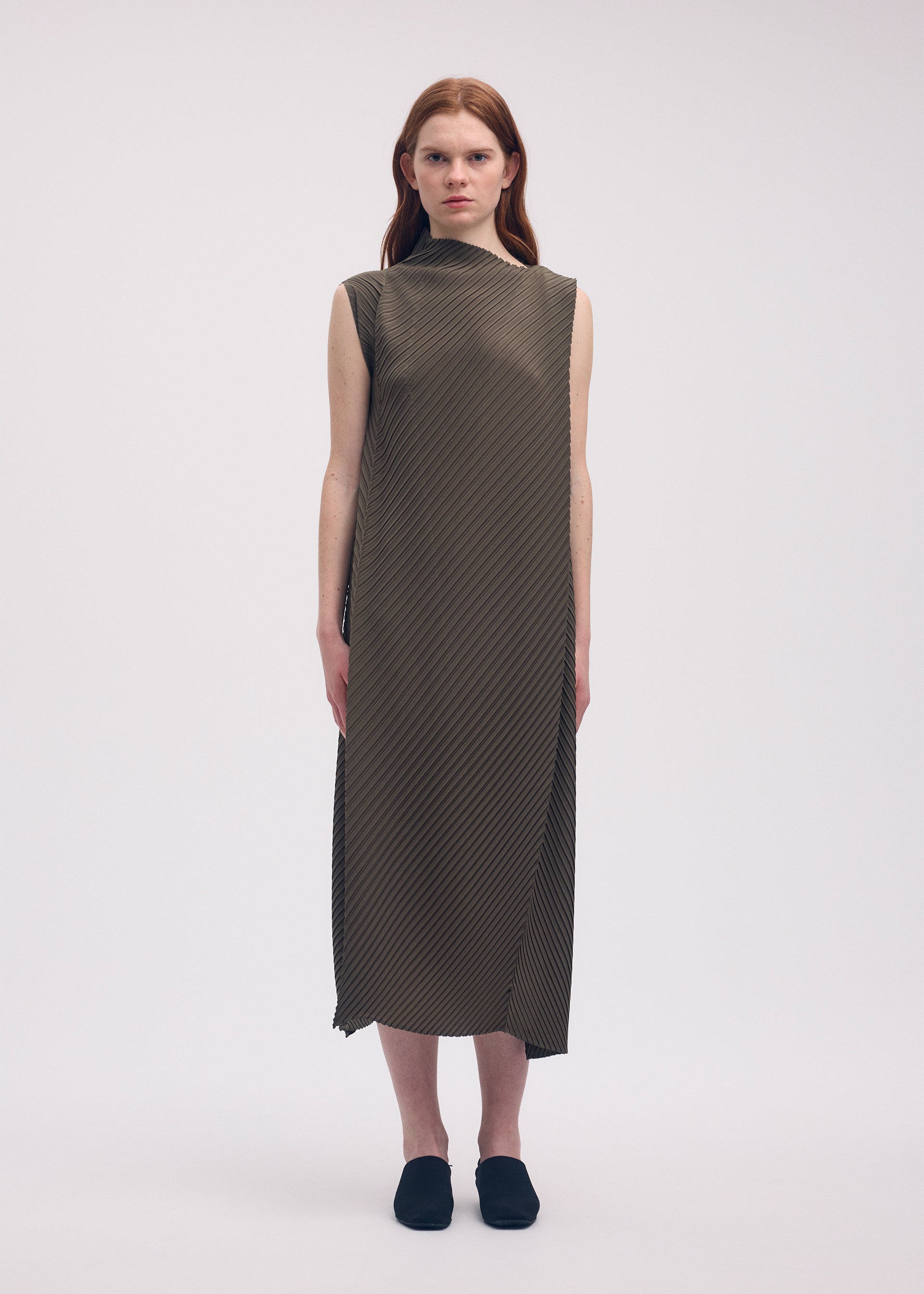 SOFT FOLD PLEATS