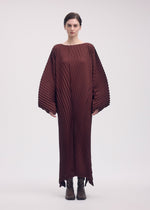 WAVE PLEATS