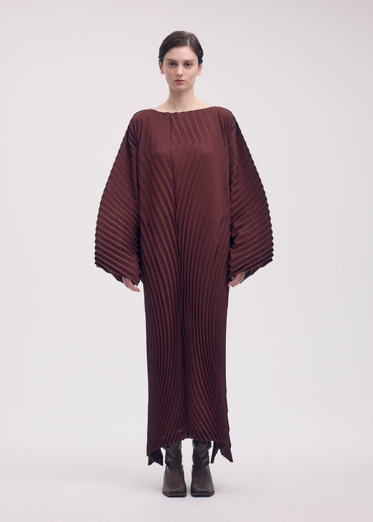 WAVE PLEATS view 2
