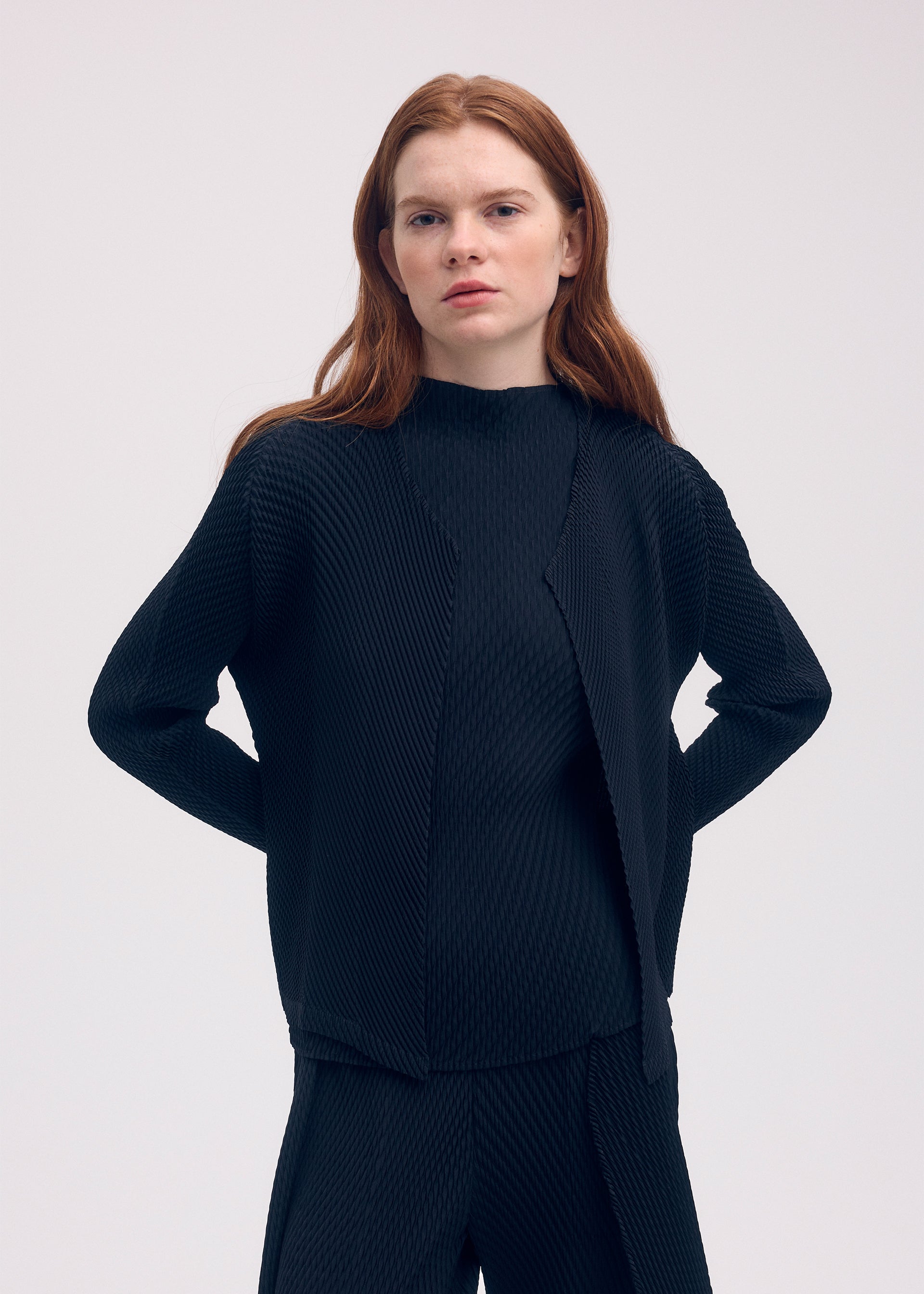 ORBICULAR PLEATS