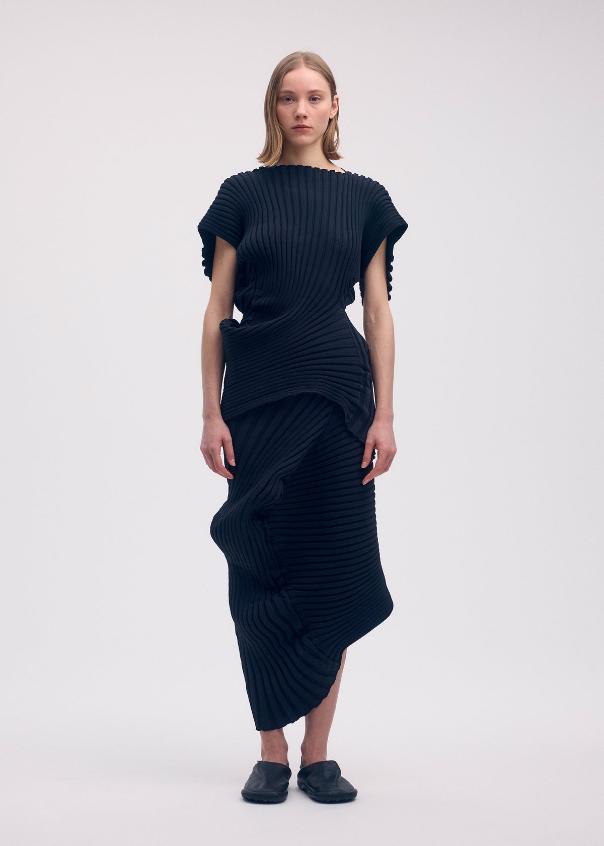 KNIT (AS IT IS)