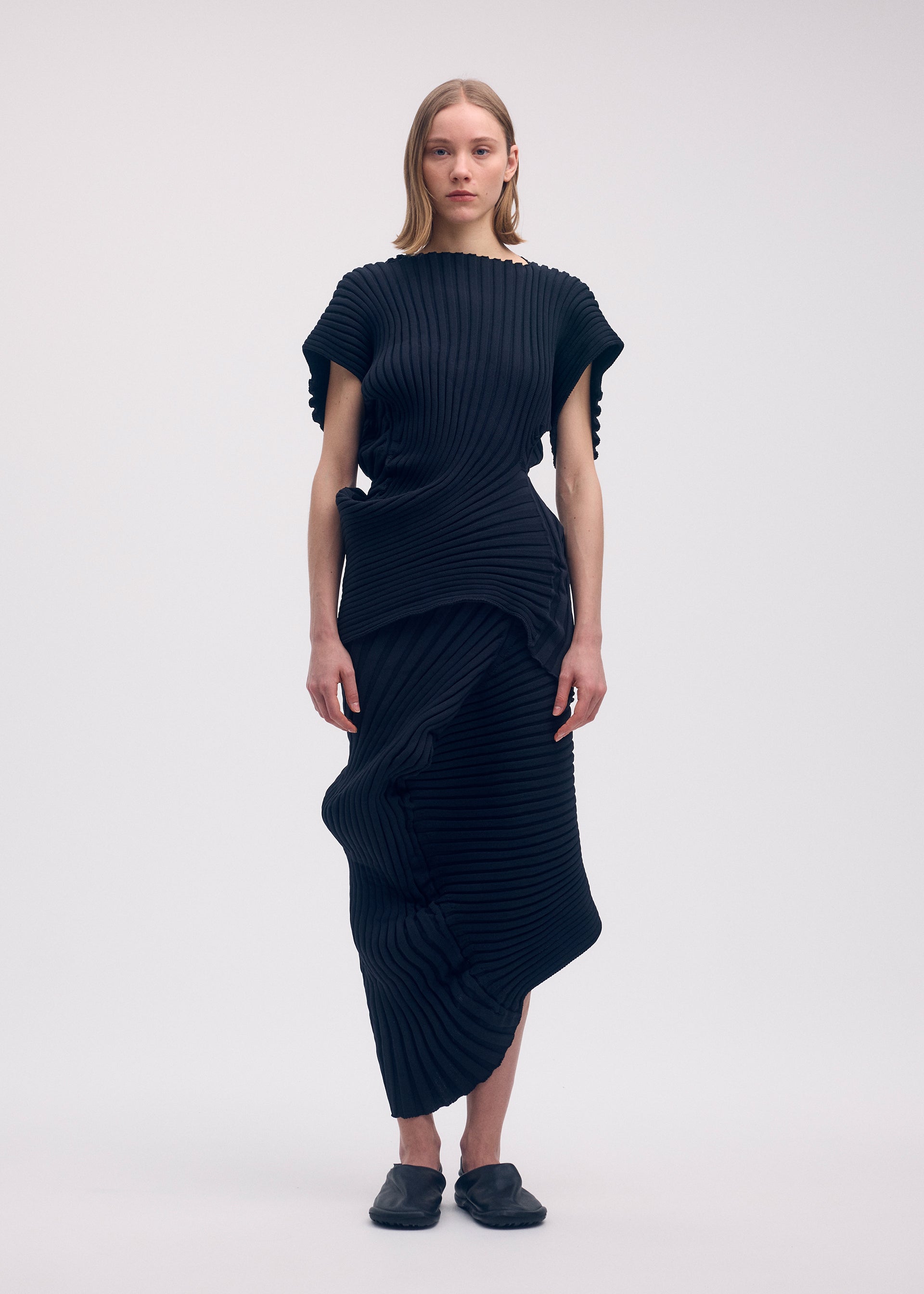 KNIT (AS IT IS)