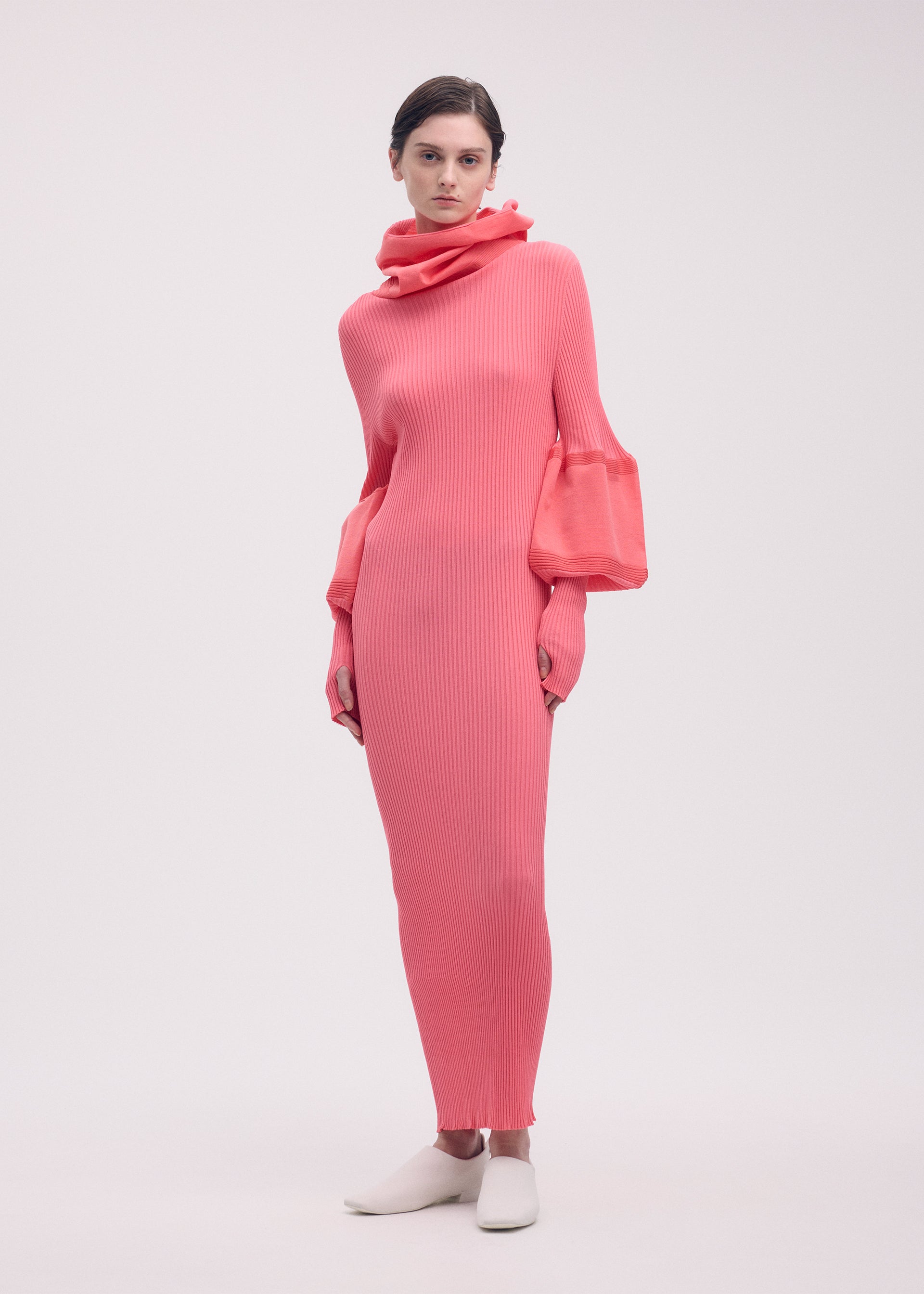 THIN AND THICK KNIT – ISSEY MIYAKE ONLINE STORE