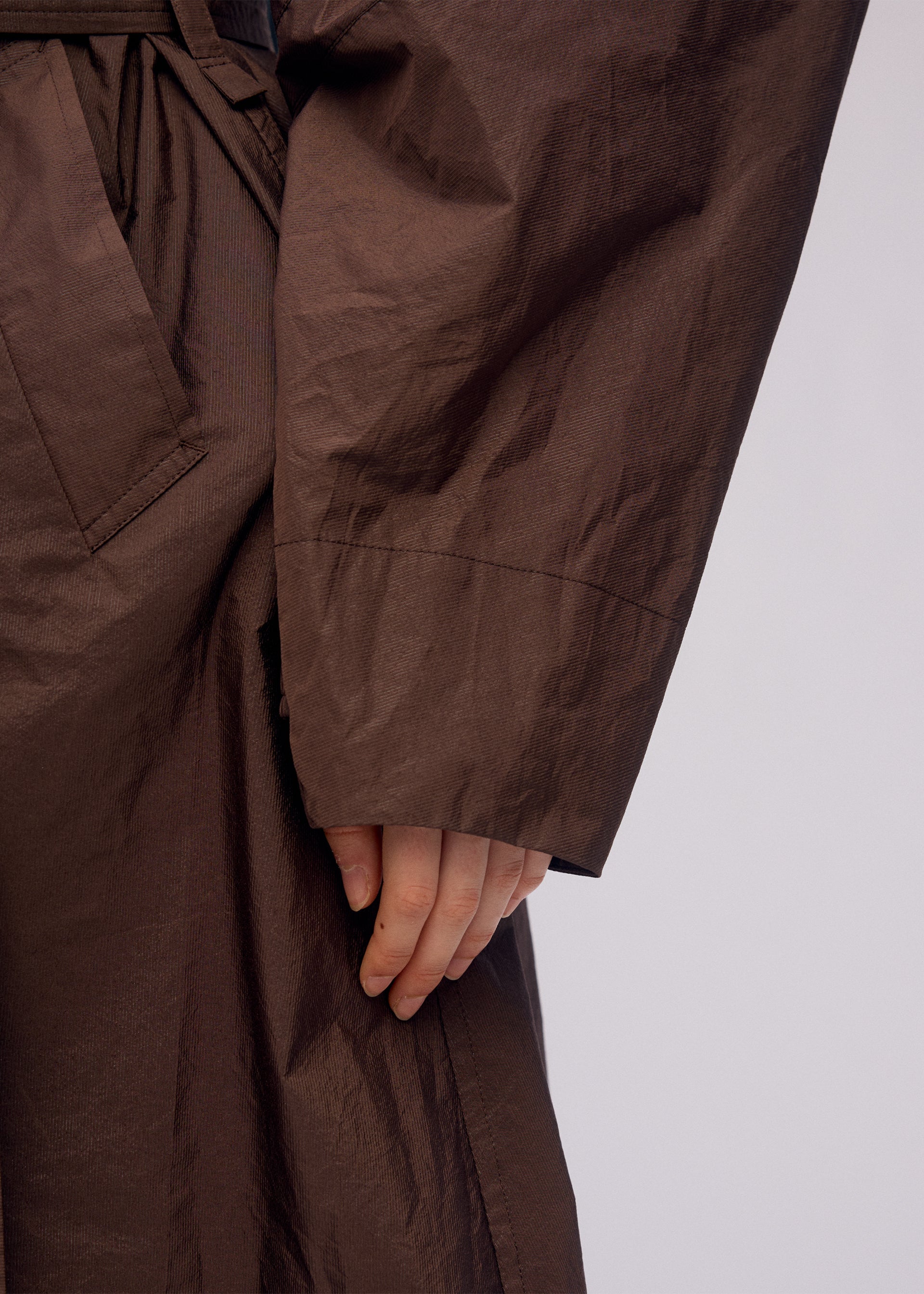 AKIMBO – ISSEY MIYAKE ONLINE STORE
