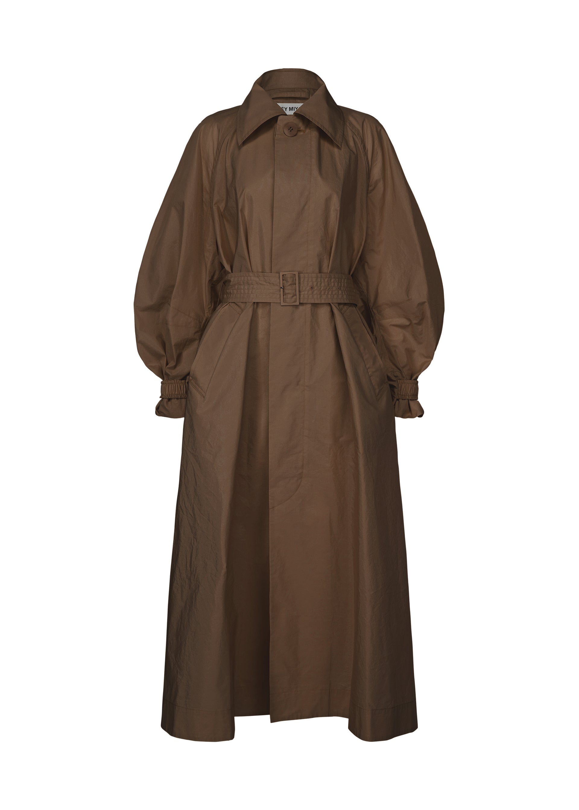 AKIMBO – ISSEY MIYAKE ONLINE STORE