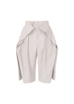 FLUTTERING PANTS
