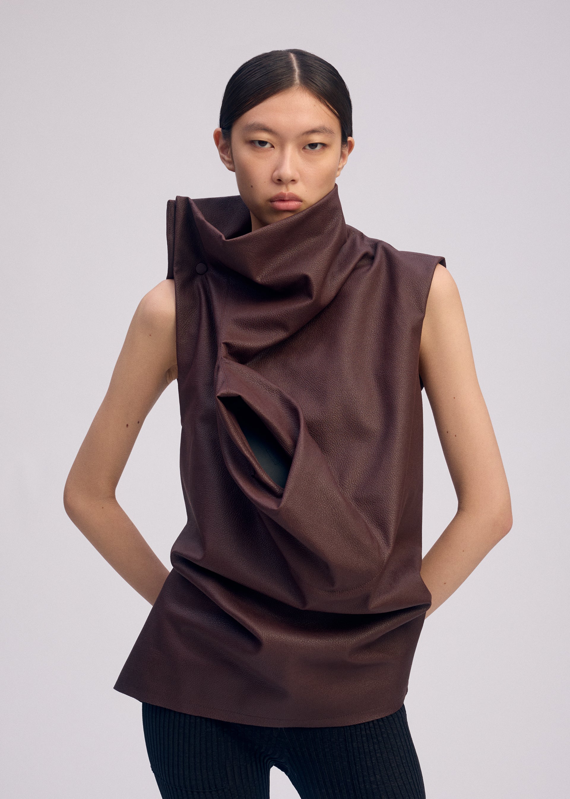 PEU FORM³ – ISSEY MIYAKE ONLINE STORE