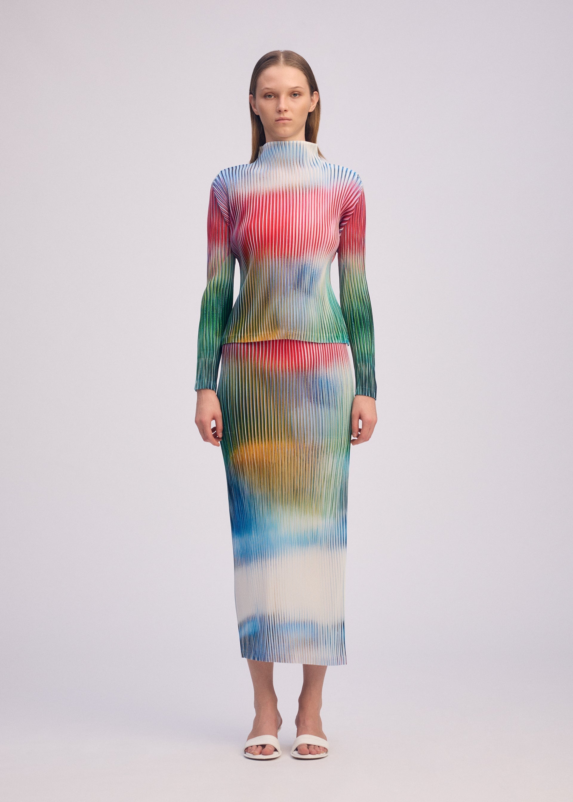 Issey Miyake かすり二重織トップス NEW COLORFUL BASICS 4 – ISSEY MIYAKE ONLINE STORE