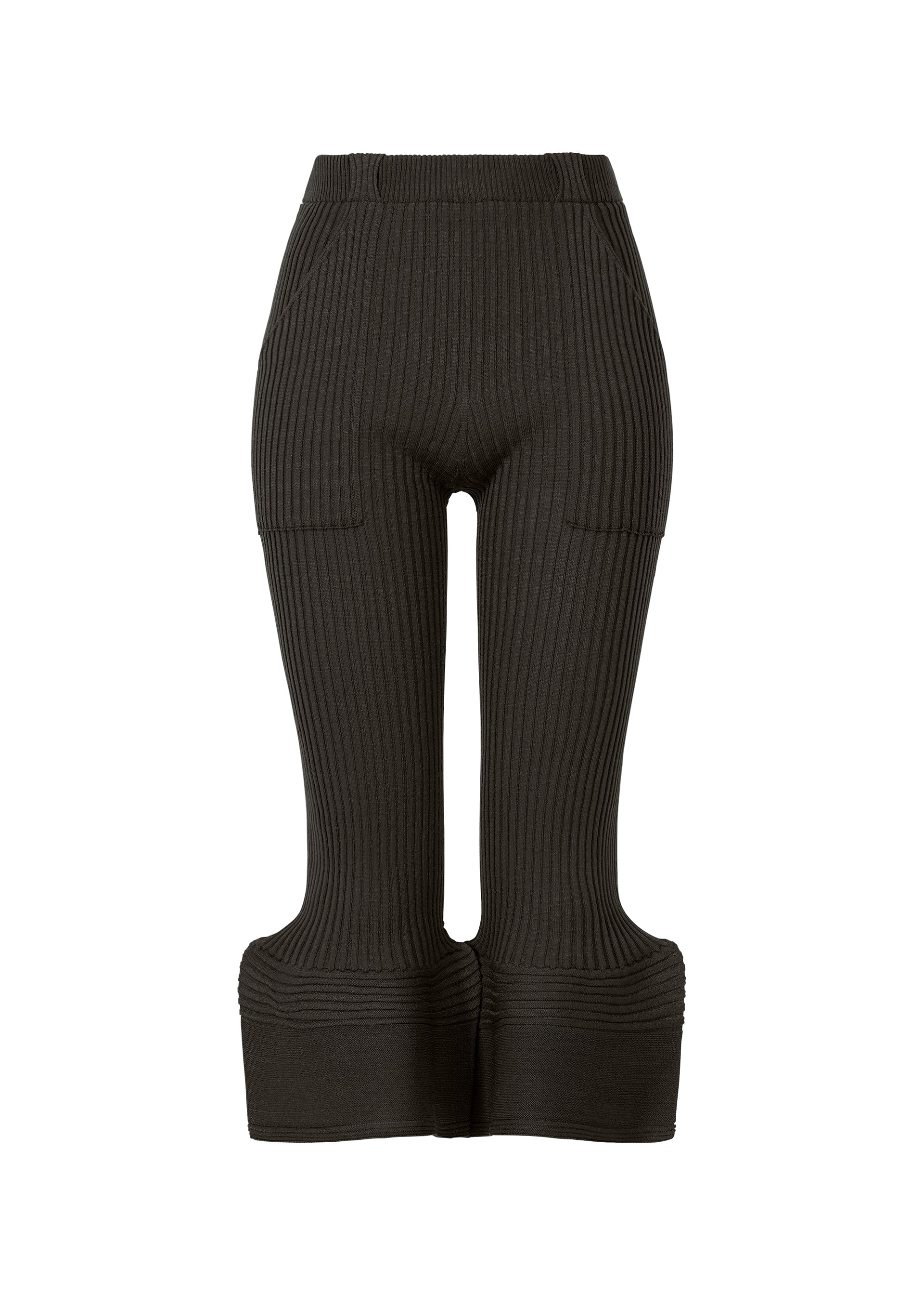 OPPOSING LEGS – ISSEY MIYAKE ONLINE STORE